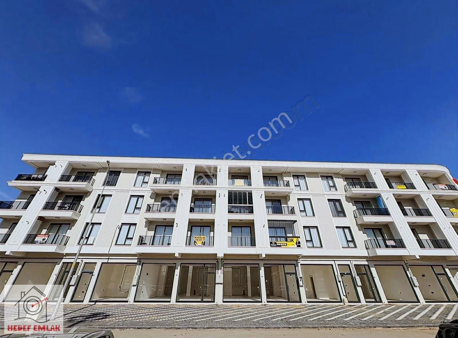 Selçuklu Mah. Satılık Full Eşyalı Lüks 1+1 Sıfır Daire