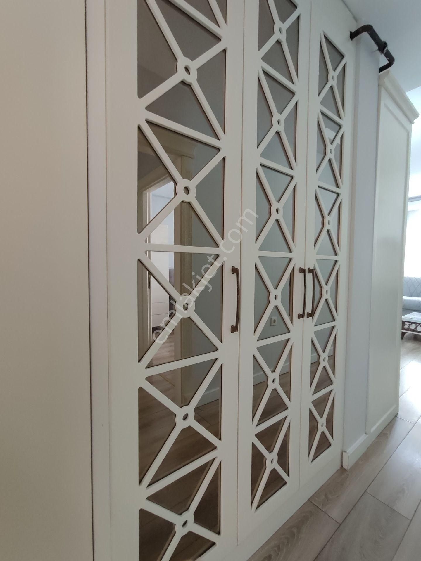 Üni. Caddesi/sosyal Alanlı Site İçerisinde Full Eşyalı 1+1 Daire - Görsel 8