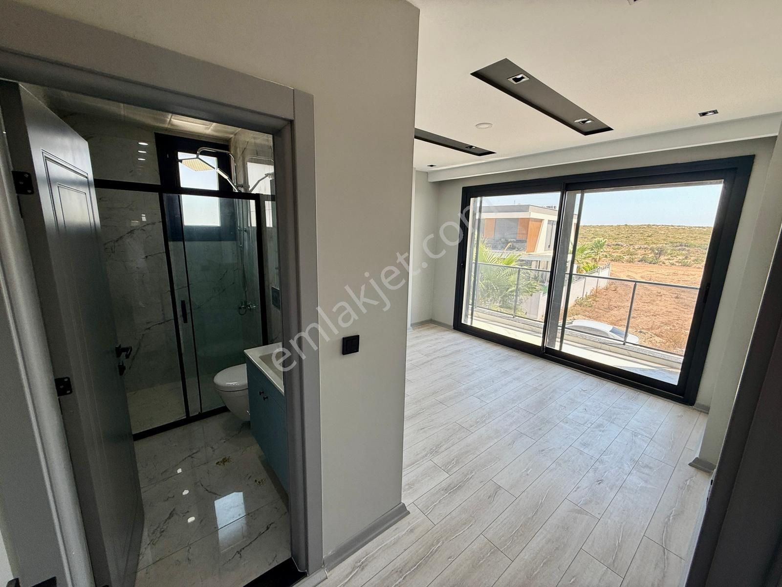 Didim Efeler Mahallesinde 3+1 Tam Müstakil, Özel Havuzlu Lüks Villa - Görsel 4