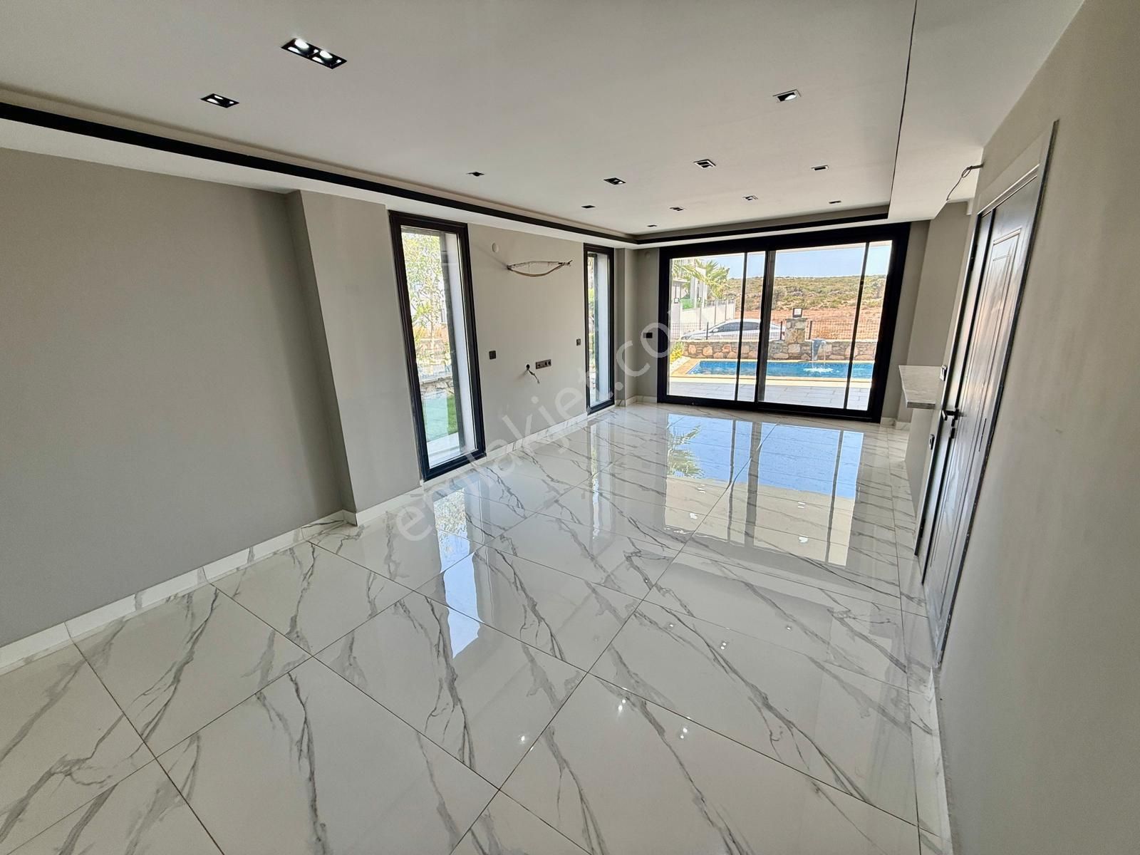 Didim Efeler Mahallesinde 3+1 Tam Müstakil, Özel Havuzlu Lüks Villa - Görsel 18