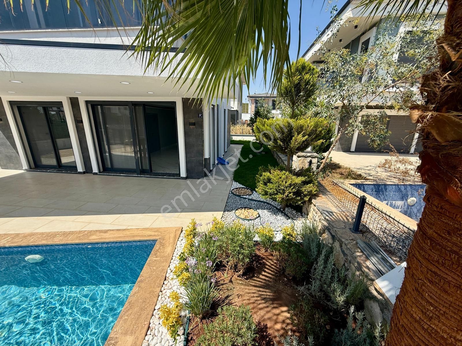 Didim Efeler Mahallesinde 3+1 Tam Müstakil, Özel Havuzlu Lüks Villa - Görsel 6