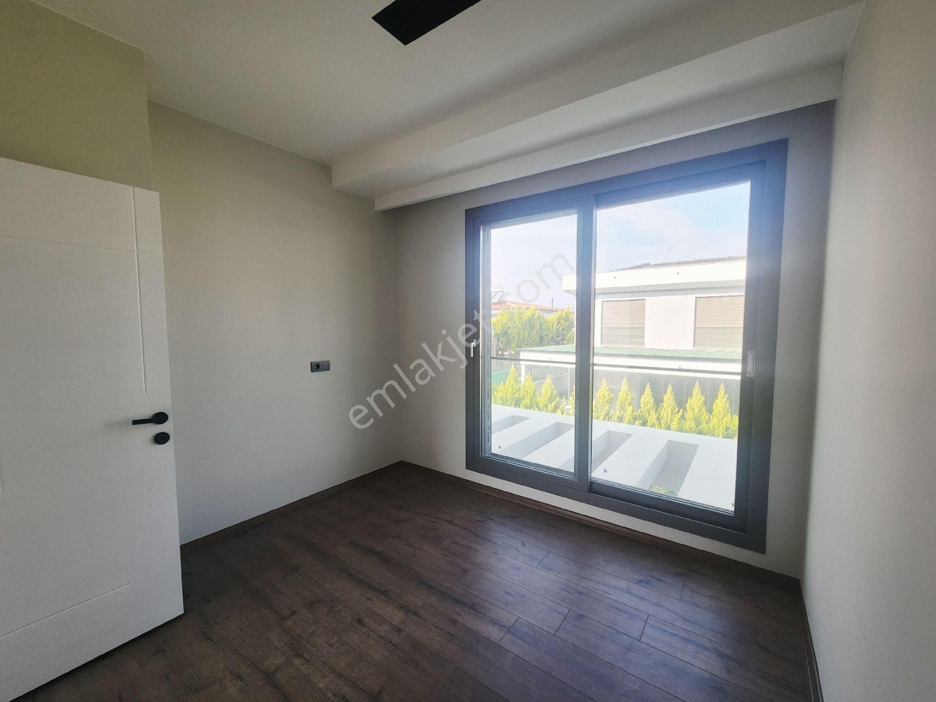 Güzelçamlı Plajına Cok Yakın Satılık Harıka Villa Köşe Konum - Görsel 28