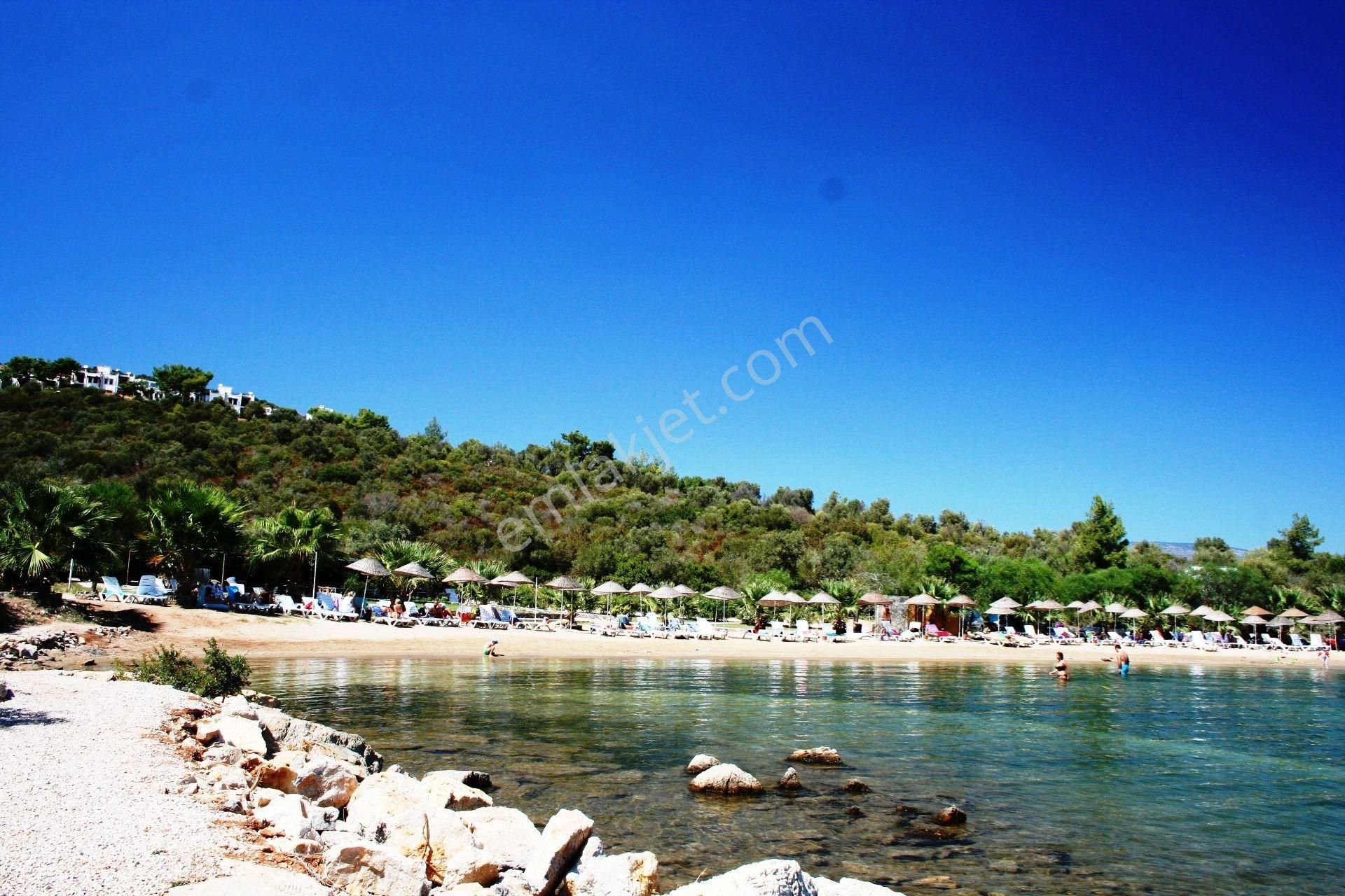Kıyıkışlacıkta Site İçerisinde 3+1 Satılık Bahçeli Dubleks Villa - Görsel 6