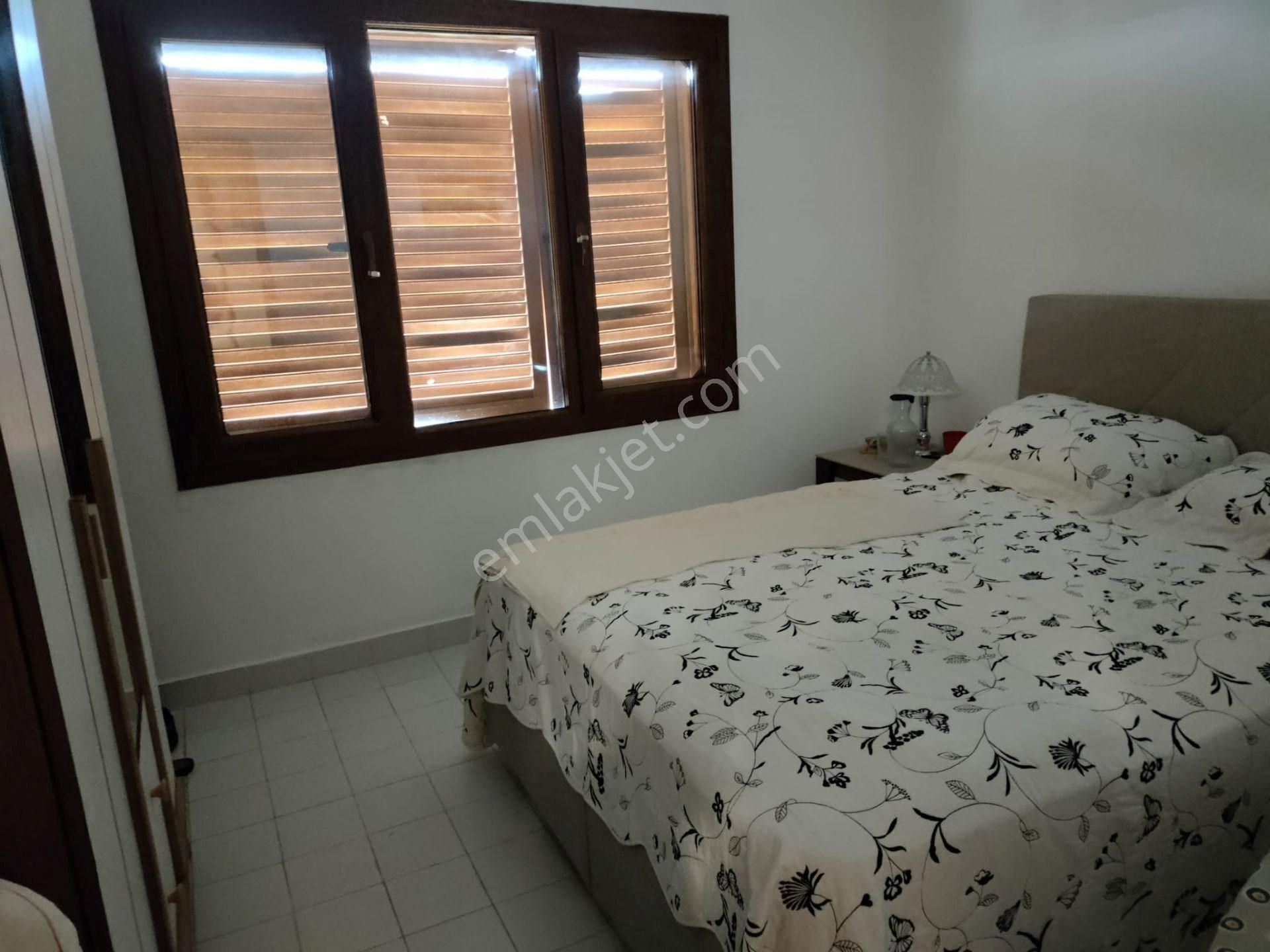 Kıyıkışlacıkta Site İçerisinde 3+1 Satılık Bahçeli Dubleks Villa - Görsel 19