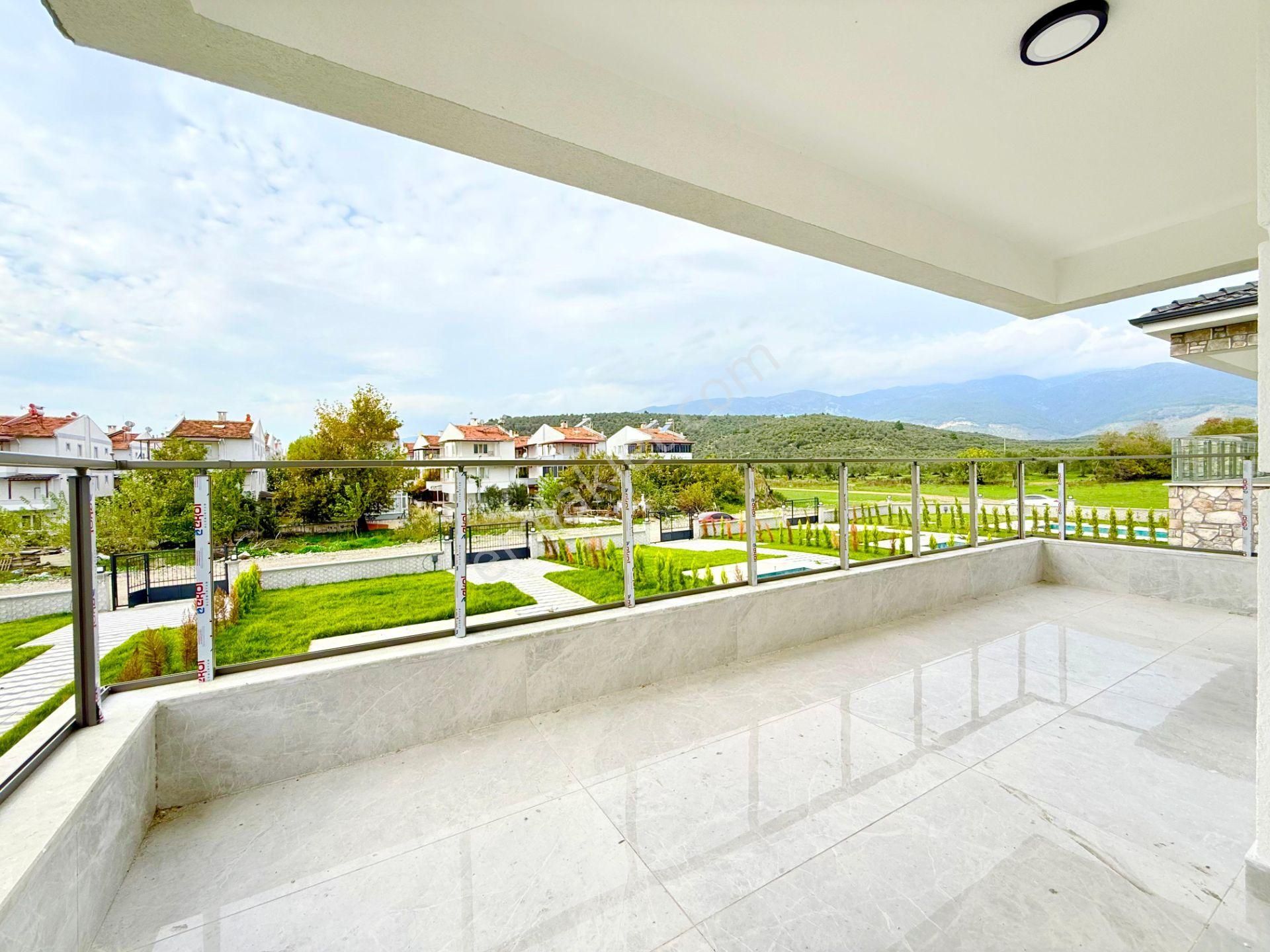▶ ▶ Akçay Körfez'den Doğa İle İç İçe Huzur Bulacağınız Sıfır 3+1 Satılık Villa - Görsel 22