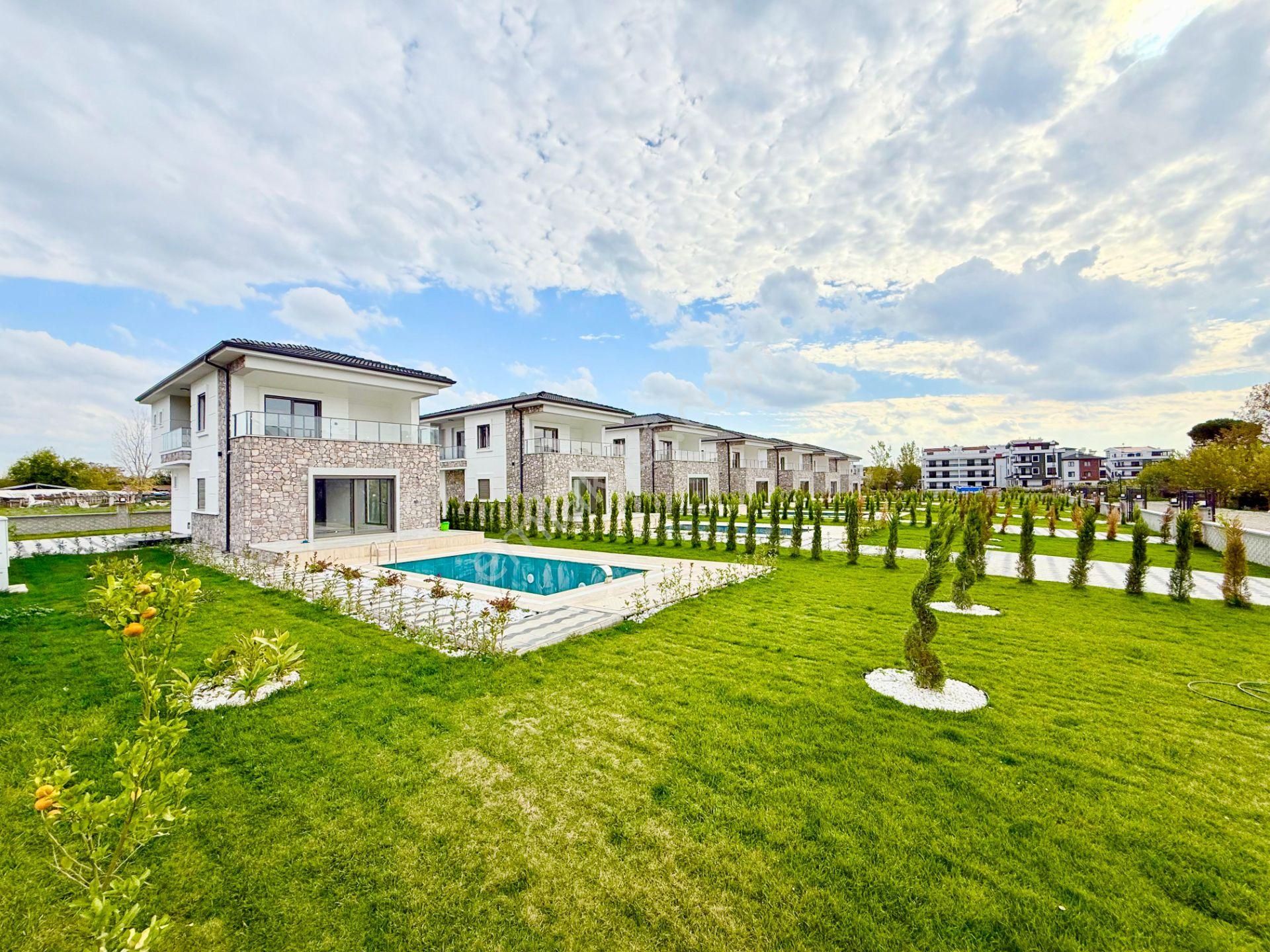 ▶ ▶ Akçay Körfez'den Doğa İle İç İçe Huzur Bulacağınız Sıfır 3+1 Satılık Villa - Görsel 35