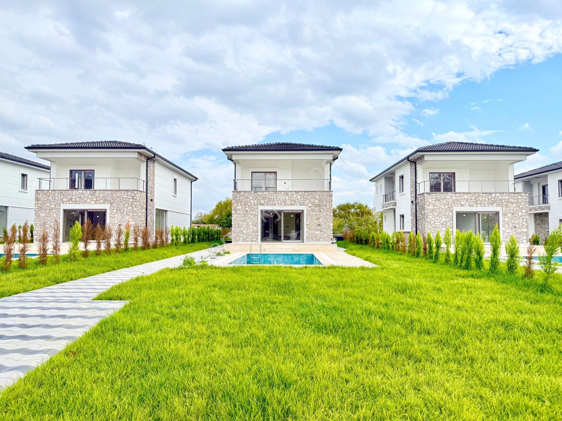 ▶ ▶ Akçay Körfez'den Doğa İle İç İçe Huzur Bulacağınız Sıfır 3+1 Satılık Villa - Görsel 5