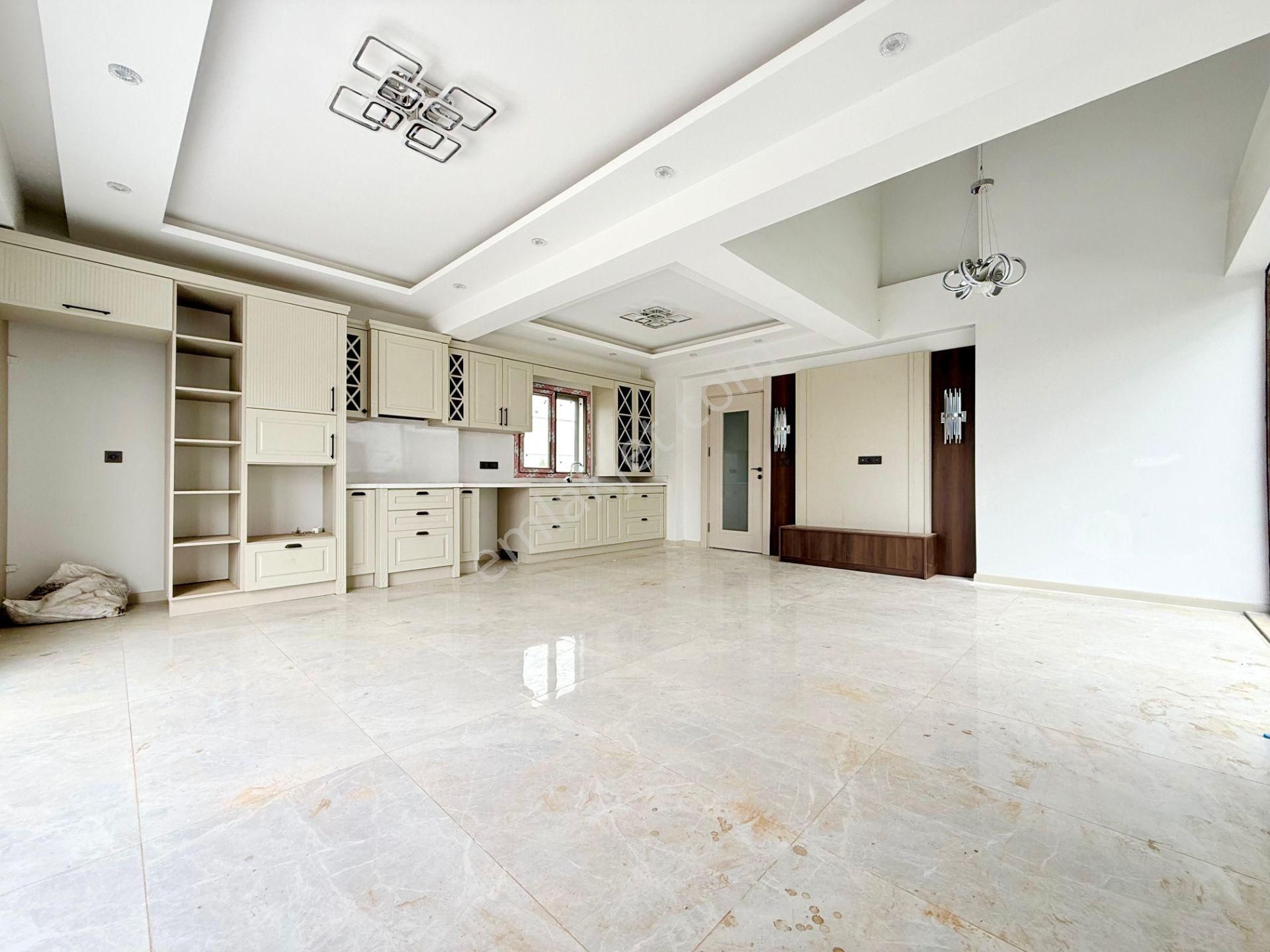 ▶ ▶ Akçay Körfez'den Doğa İle İç İçe Huzur Bulacağınız Sıfır 3+1 Satılık Villa - Görsel 10