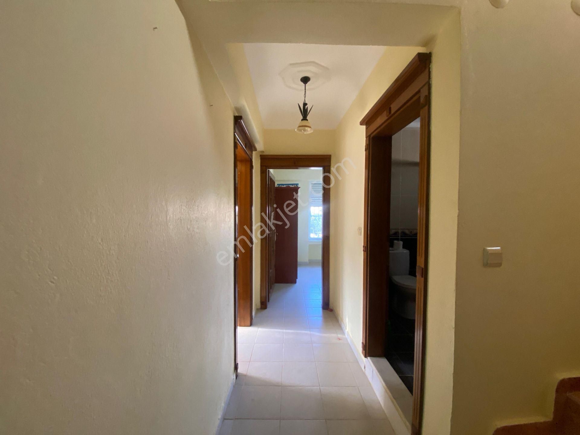 Didim Çamlık Mahallesi'nde Denize Yakın 4+1 Havuzlu Villa - Görsel 17