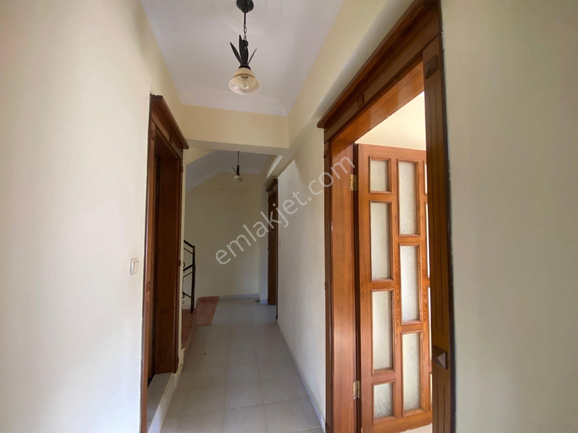 Didim Çamlık Mahallesi'nde Denize Yakın 4+1 Havuzlu Villa - Görsel 19