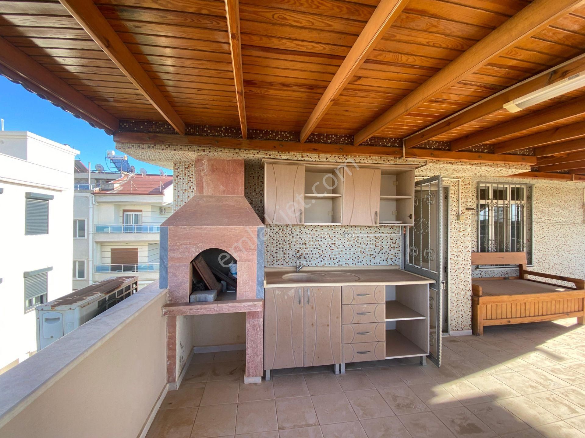 Didim Çamlık Mahallesi'nde Denize Yakın 4+1 Havuzlu Villa - Görsel 29