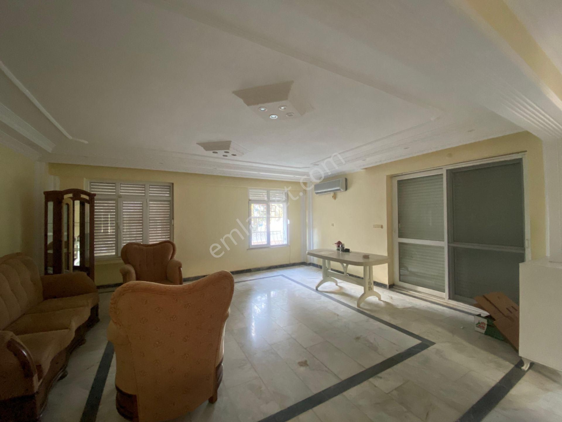 Didim Çamlık Mahallesi'nde Denize Yakın 4+1 Havuzlu Villa - Görsel 12