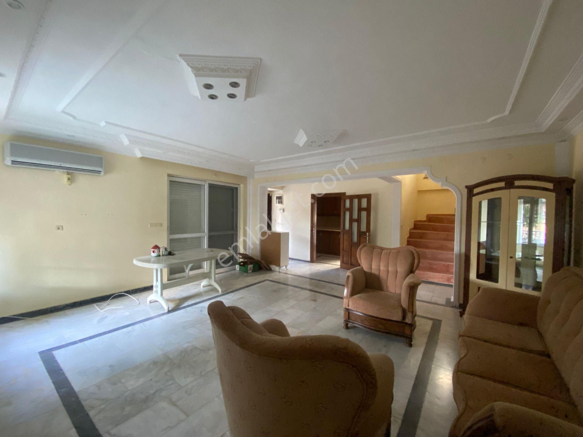 Didim Çamlık Mahallesi'nde Denize Yakın 4+1 Havuzlu Villa - Görsel 9