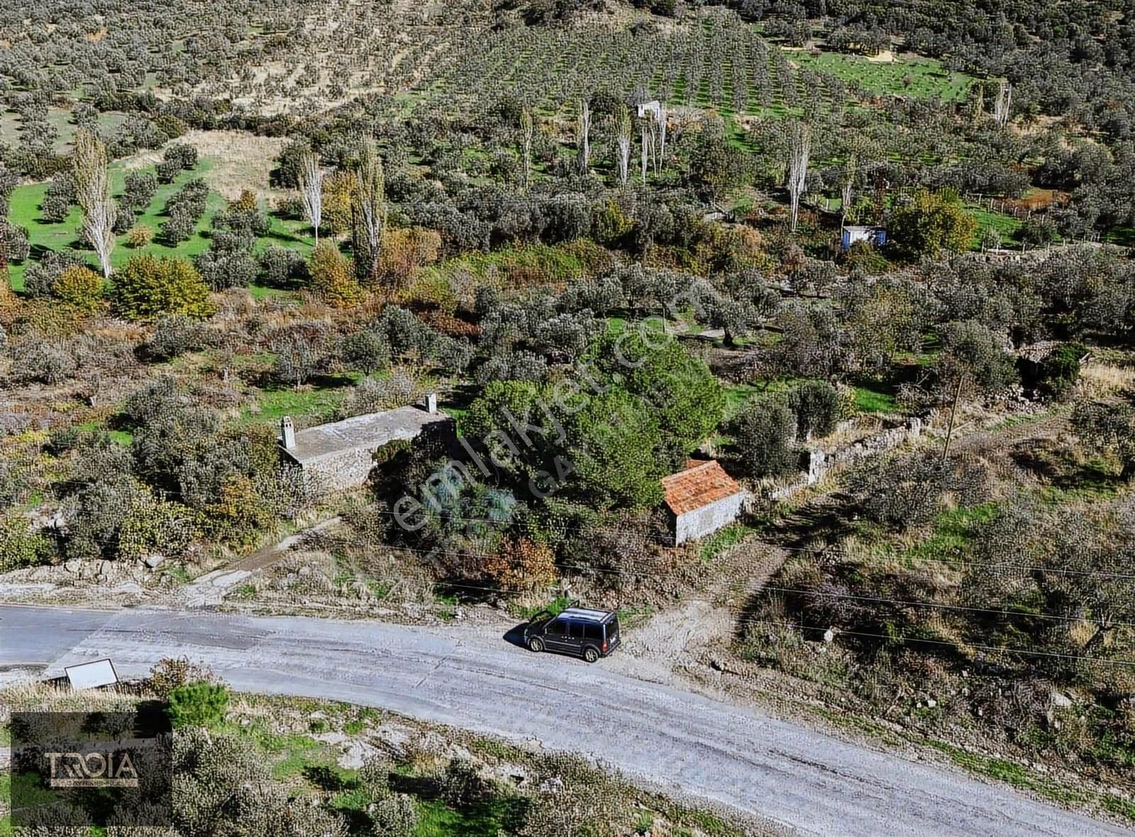 Babakale Aklimanda İmarlı Arsa Ve Avlulu Ev - Görsel 3
