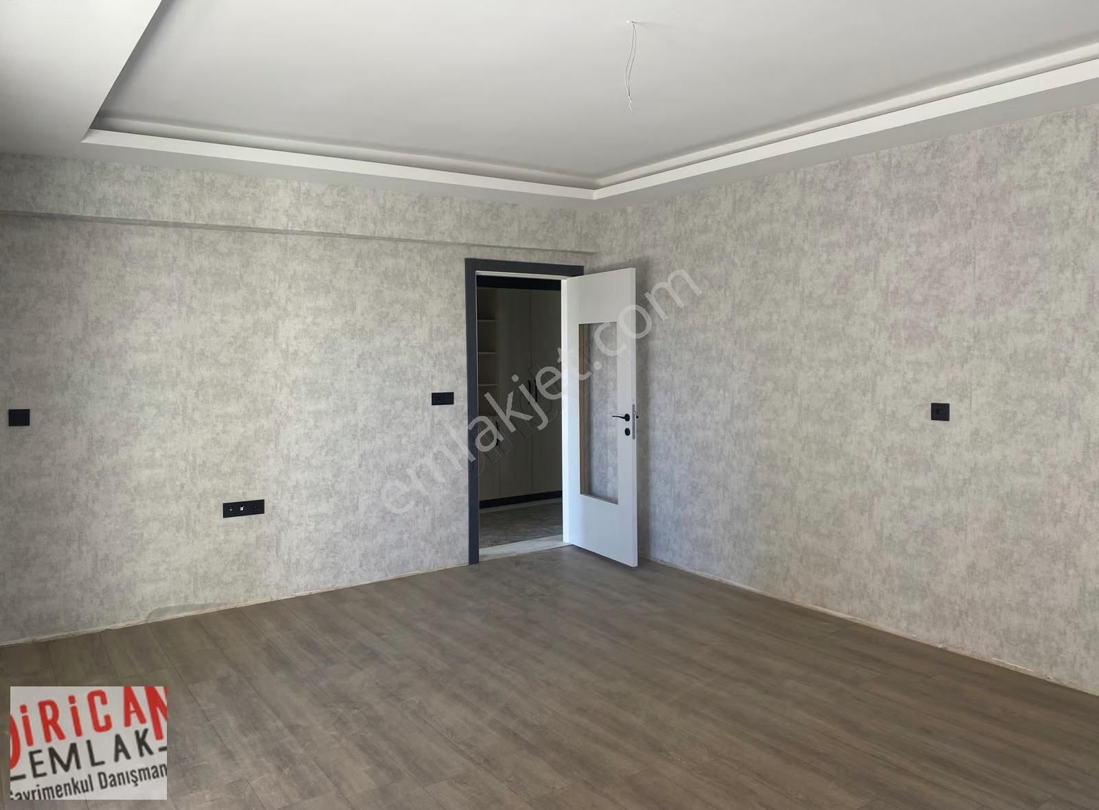 Dirican'dan Konya Fetih Cad.2025 Yıl Sonu Tes. 2+1 Ara Kat Köşe