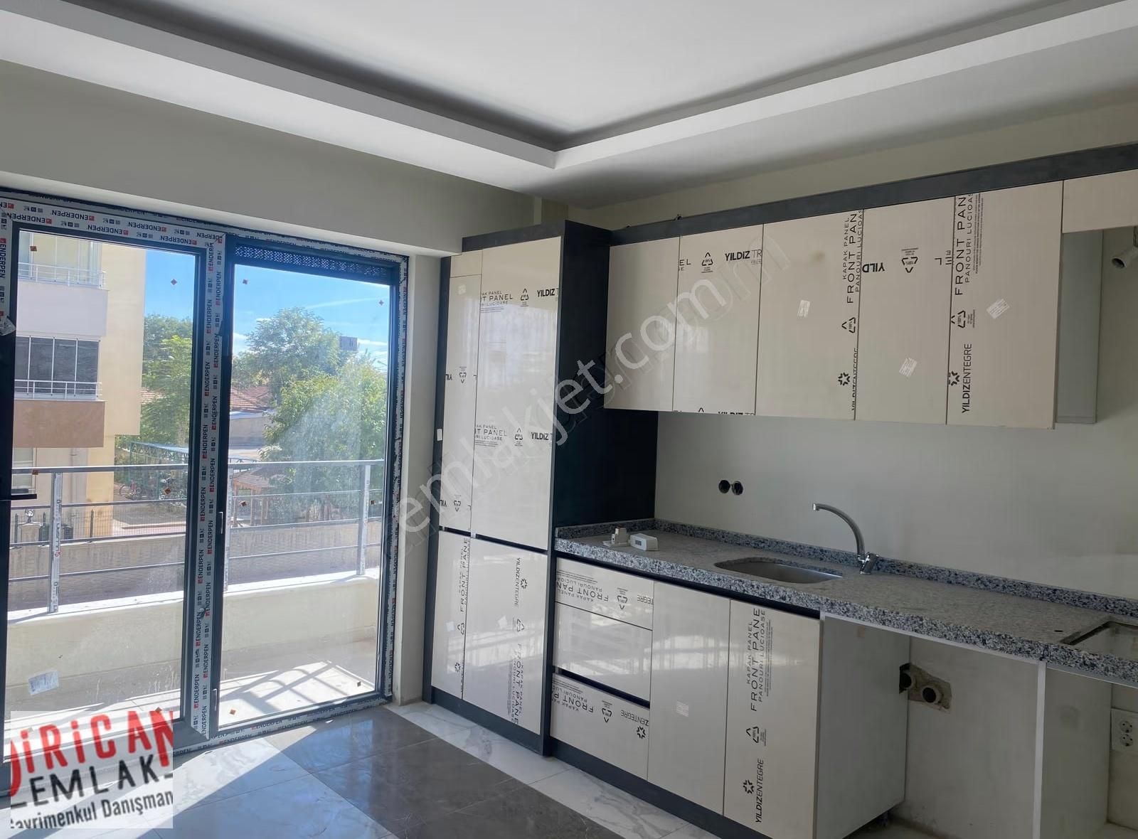 Dirican'dan Konya Fetih Cad. 2025 Yıl Sonu Teslim 3+1 Ara Kat - Görsel 19