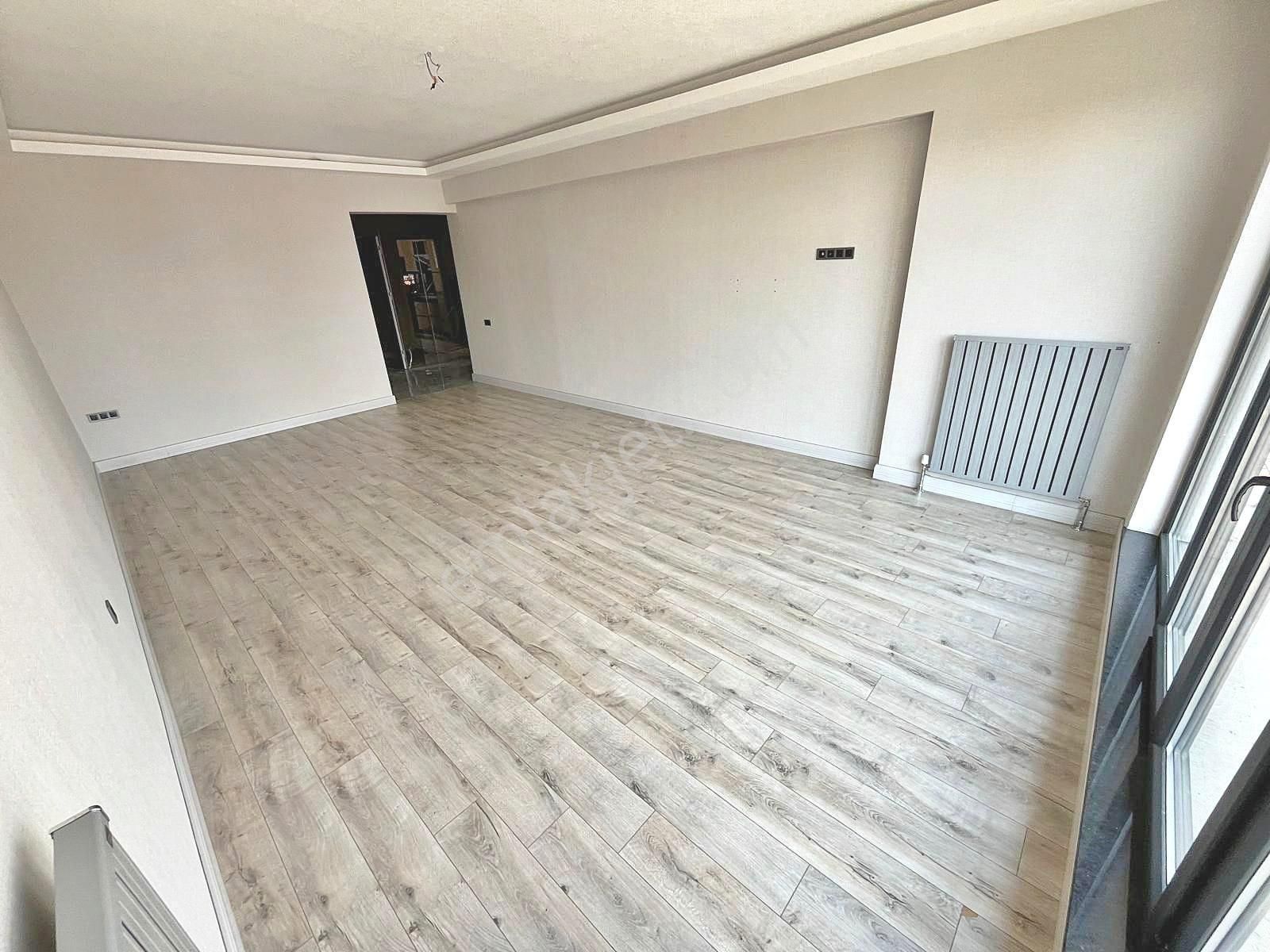 Ovacık'ta Site İçerisinde Ultra Lüks Yapılı 4.5+1 Daire! - Görsel 7