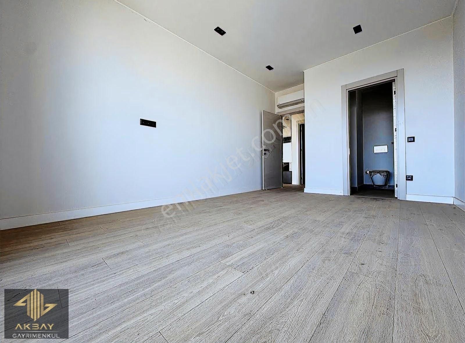 Altıntaş'ta Akıllı Ev Sistemi Ebv Banyolu Havuzlu Geniş Lüks 2+1 - Görsel 33