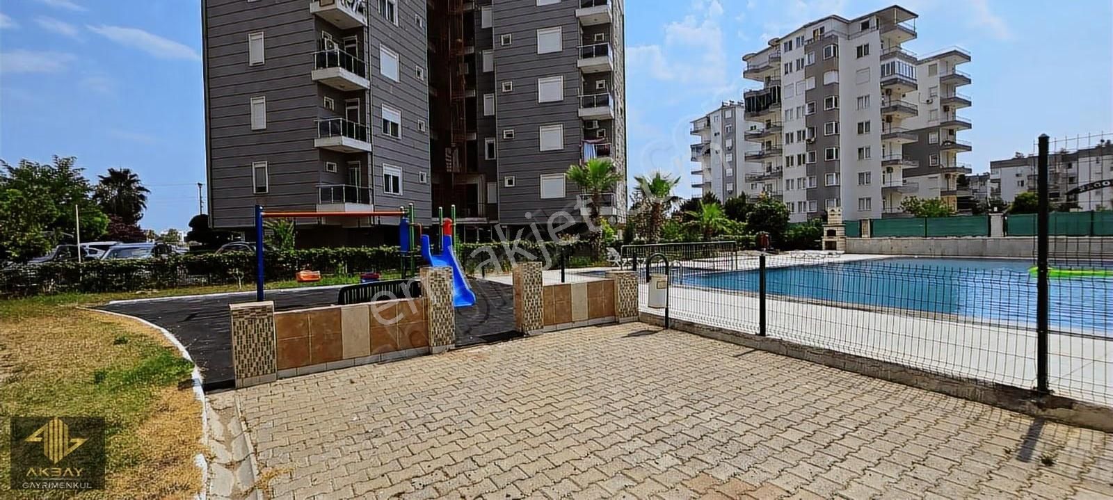 Güzeloba Denize Yürüme Mesafesinde Satılık Lüks 3+1 Daire - Görsel 2