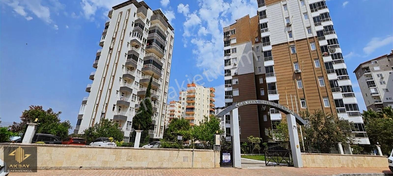 Güzeloba Denize Yürüme Mesafesinde Satılık Lüks 3+1 Daire - Görsel 3