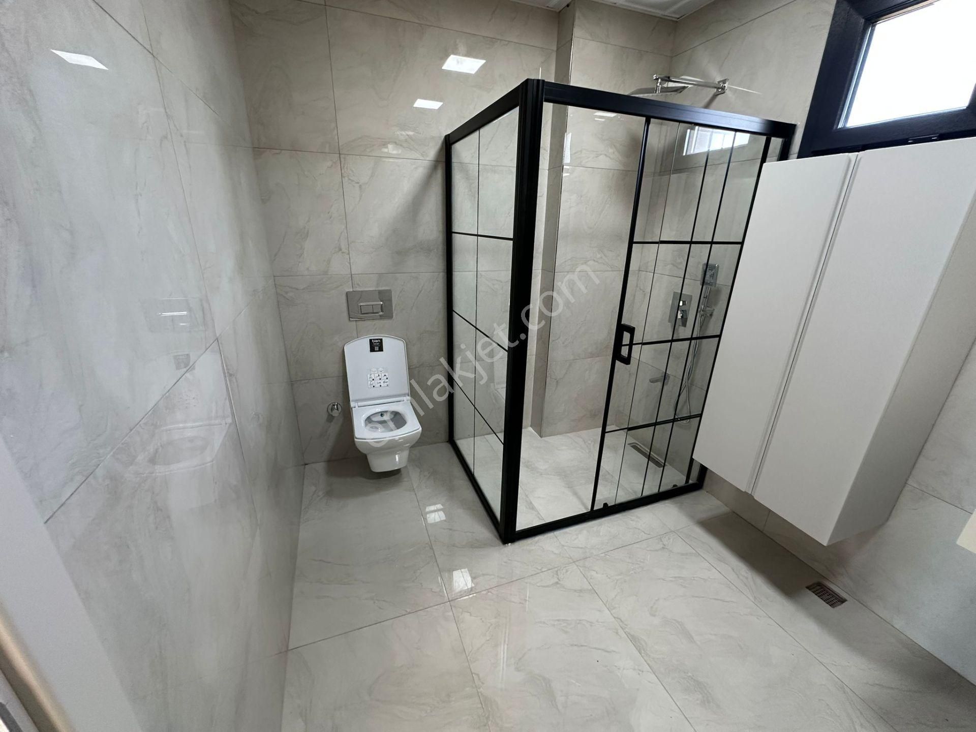 Yeniçiftlik'de Ultra Lüks Havuzlu Yerden Isıtmalı İskanlı 4+1 Villa - Görsel 19