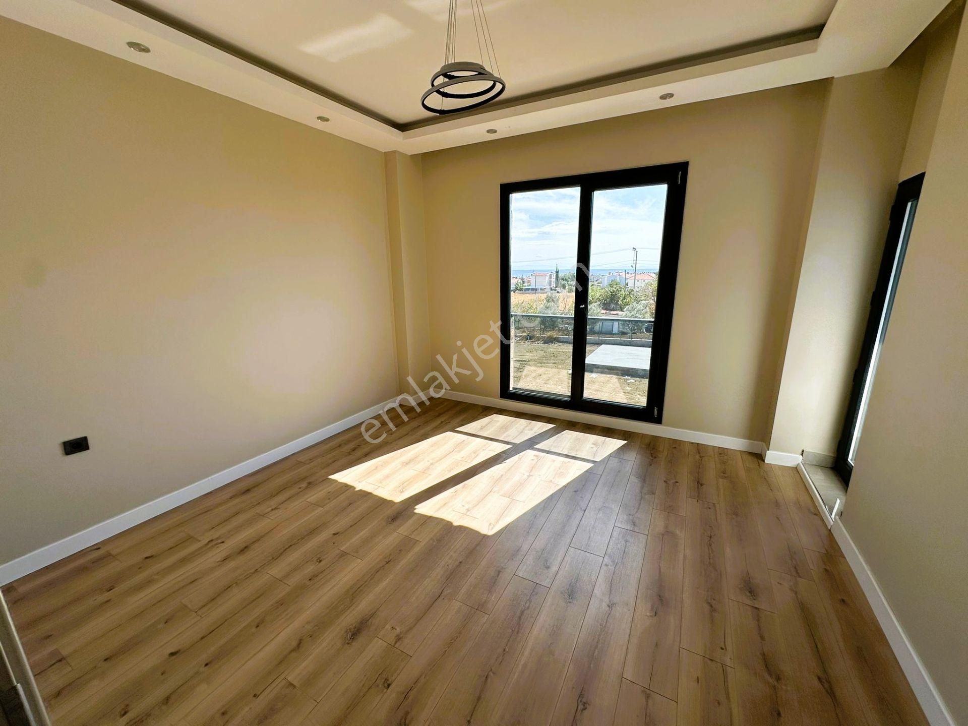 Yeniçiftlik'de Ultra Lüks Havuzlu Yerden Isıtmalı İskanlı 4+1 Villa - Görsel 34