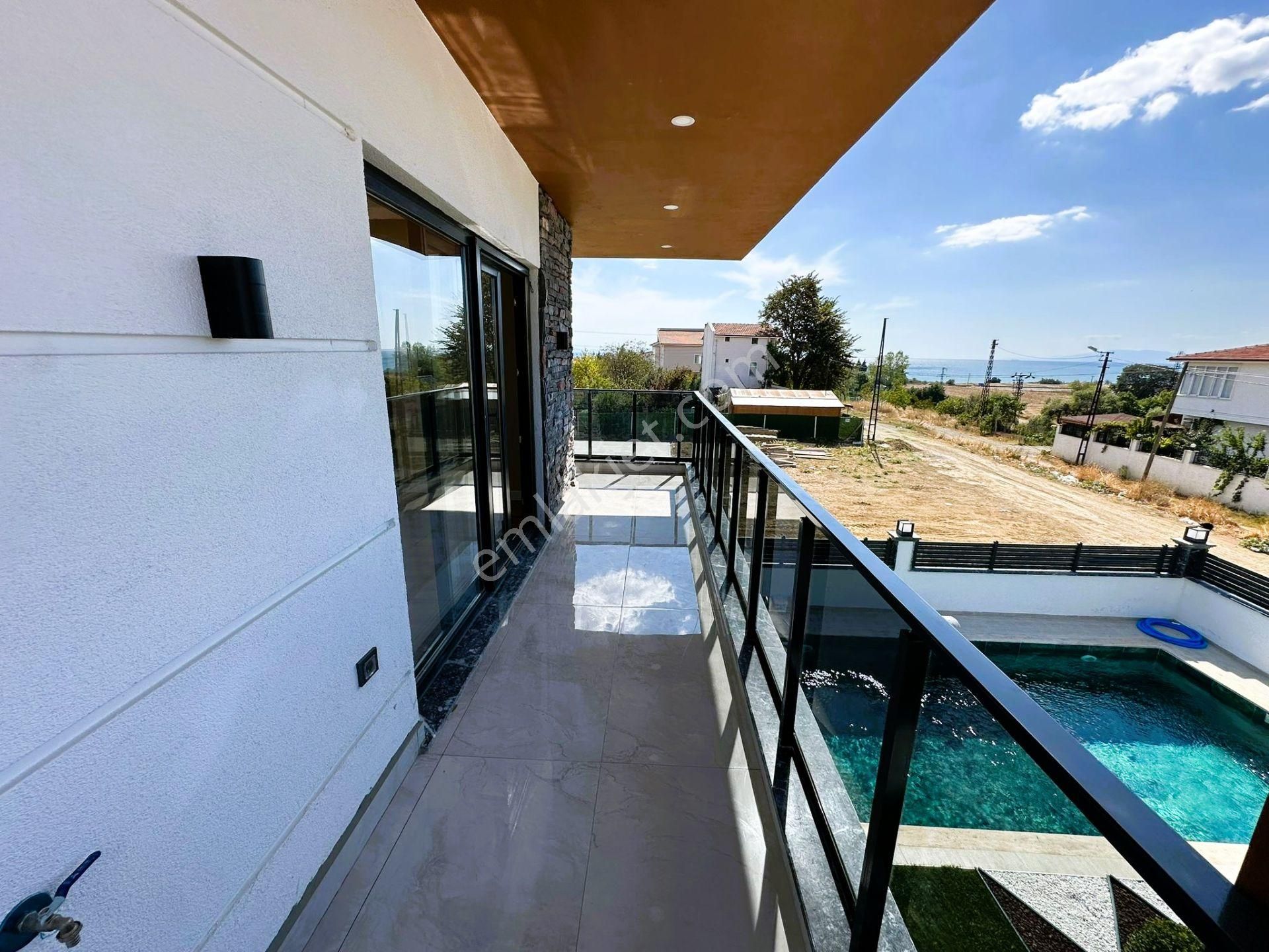 Yeniçiftlik'de Ultra Lüks Havuzlu Yerden Isıtmalı İskanlı 4+1 Villa - Görsel 7