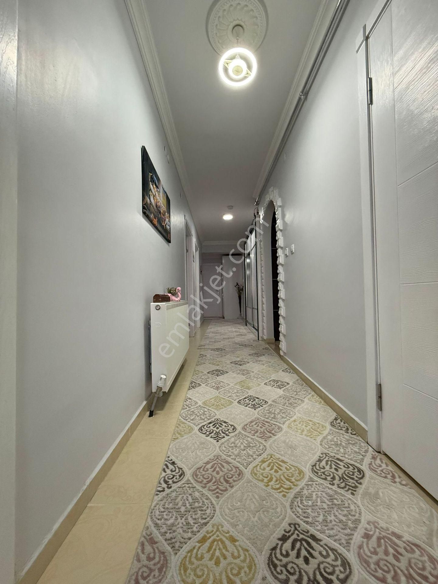 Karapürçek'te 135 M2 Ön Cephe Asansörlü Ebeveyn Banyolu 3+1 Satılık Daire !! - Görsel 29