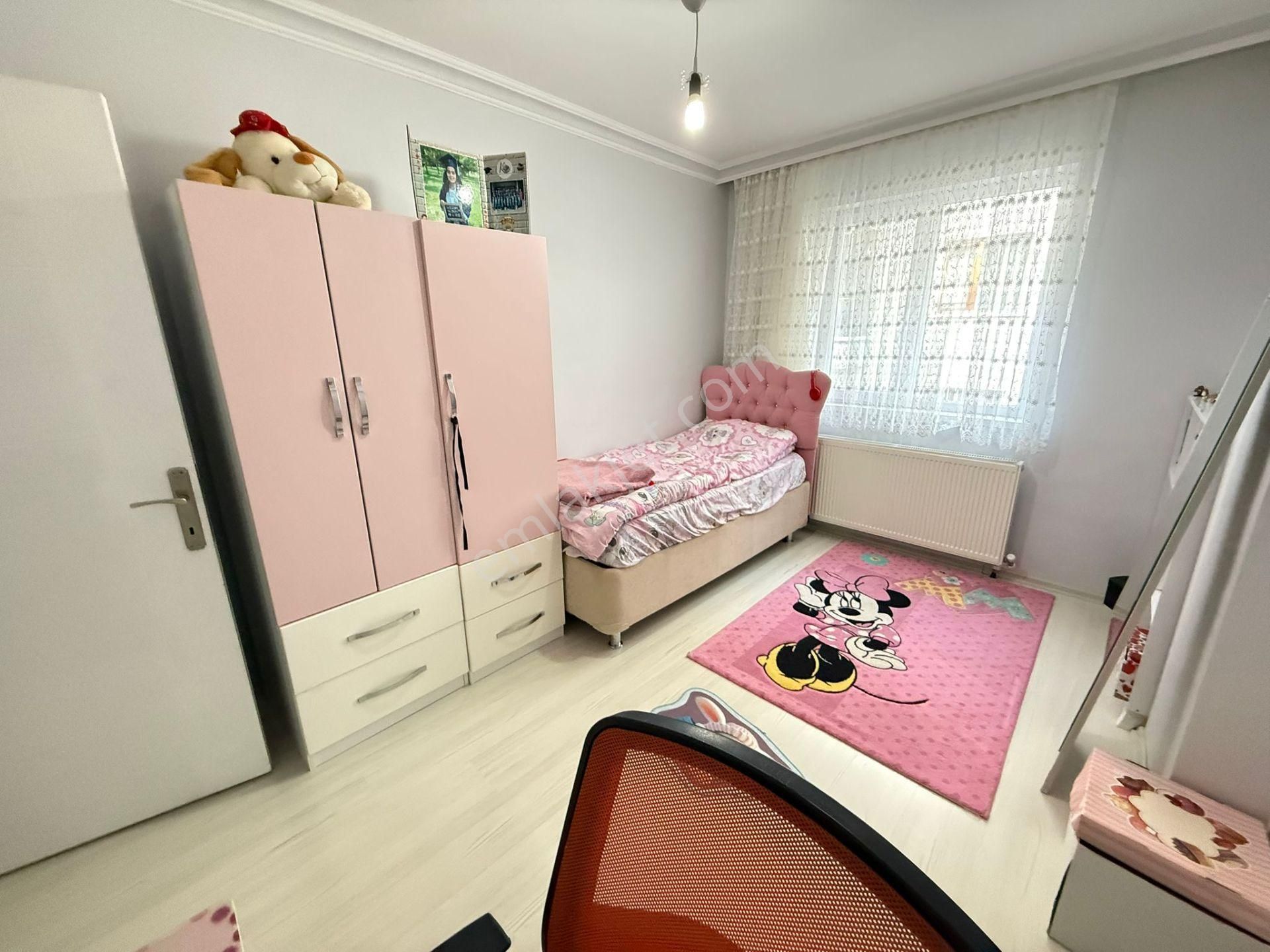 Karapürçek'te 135 M2 Ön Cephe Asansörlü Ebeveyn Banyolu 3+1 Satılık Daire !! - Görsel 21