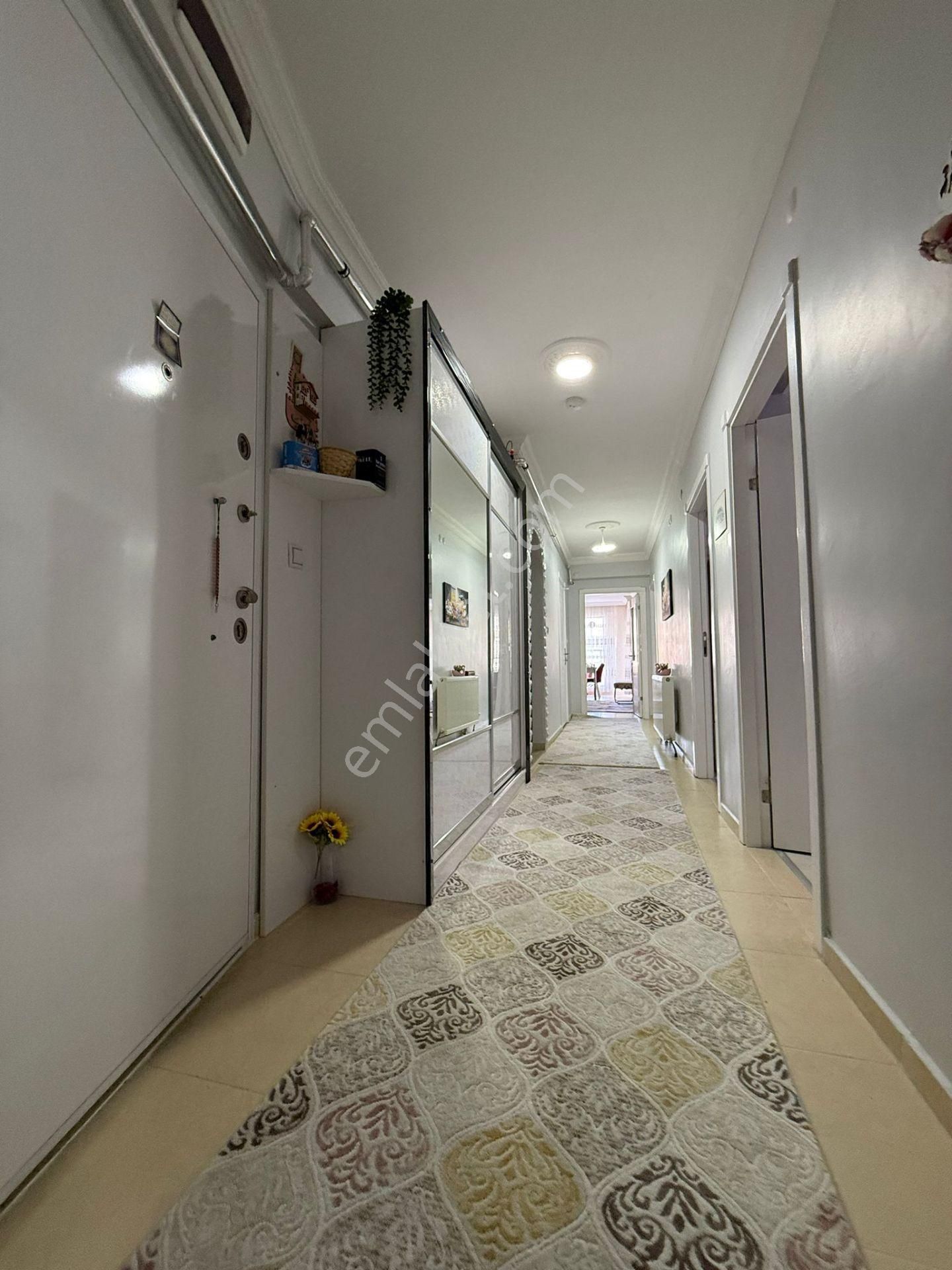 Karapürçek'te 135 M2 Ön Cephe Asansörlü Ebeveyn Banyolu 3+1 Satılık Daire !! - Görsel 25