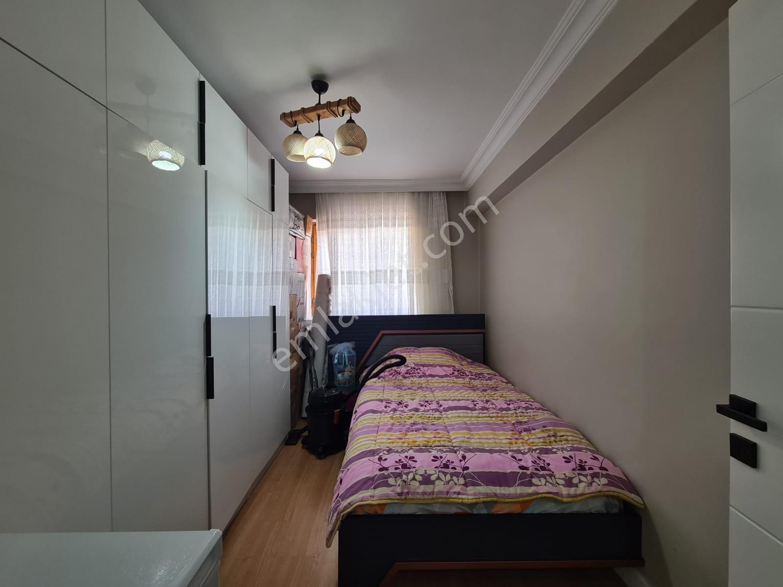 Sancaktepe Göbekte Full Yapılı Geniş Mutfak Ön Cephe Ferah 3+1 - Görsel 30