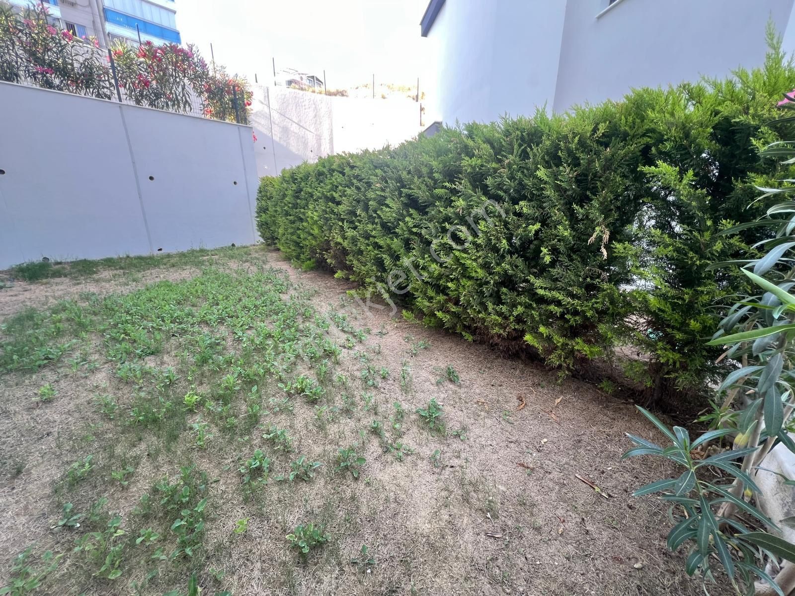 Kuşadası'nın Gelişen Bölgesinde 2+1 Sıfır Satılık Bahçe Katı Daire - Görsel 14