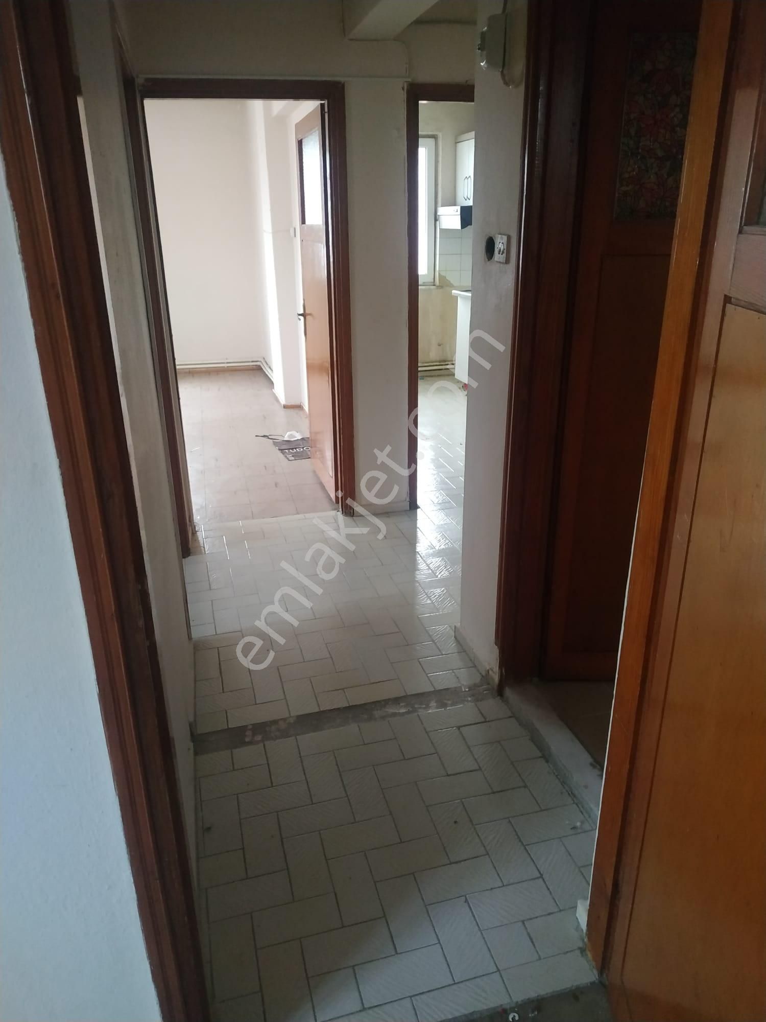 Balıkesir Bahçelievler Yarış Orta Okulu Yakını Kiralık 2+1 Daire - Görsel 6