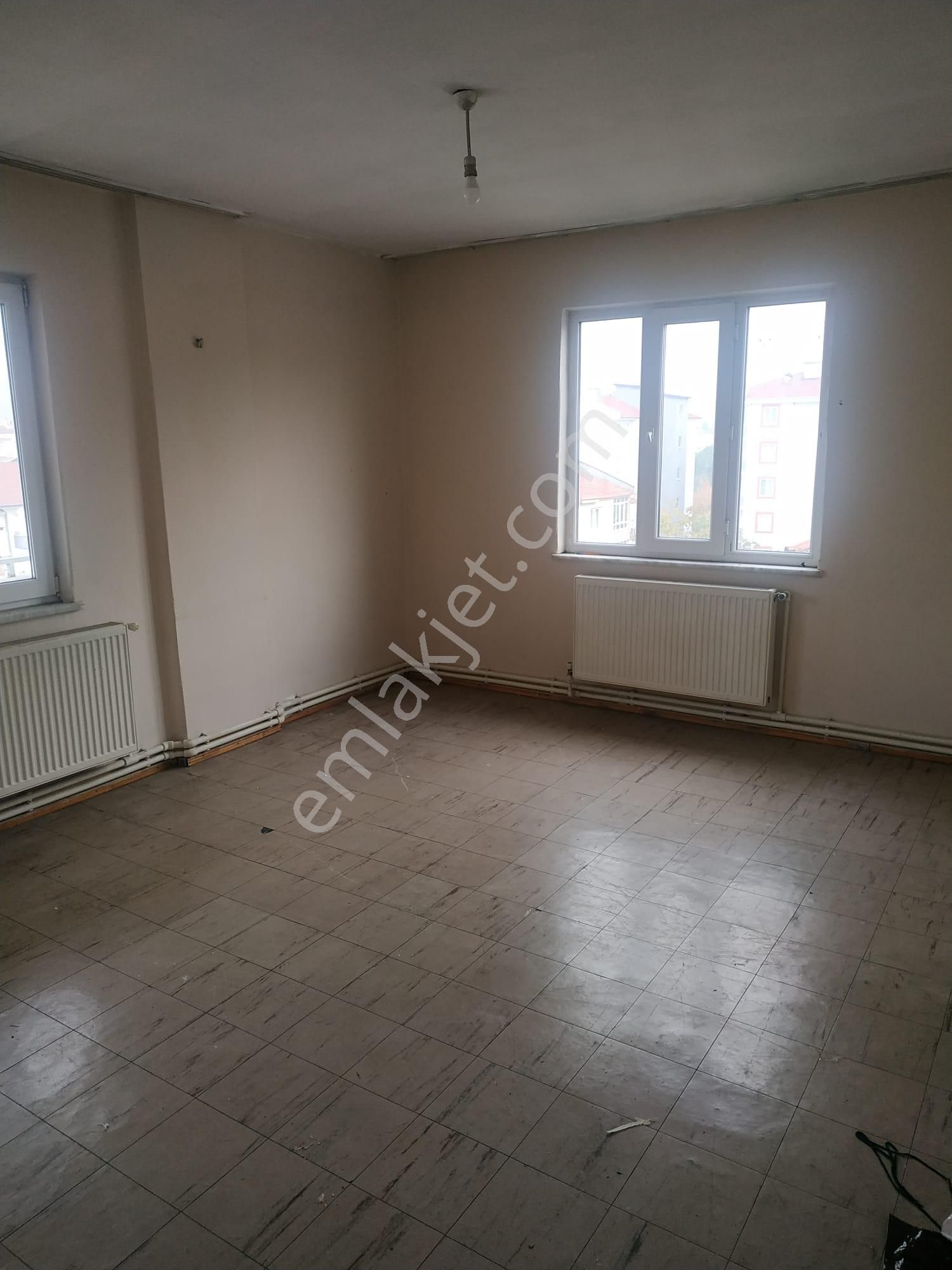 Balıkesir Bahçelievler Yarış Orta Okulu Yakını Kiralık 2+1 Daire - Görsel 2