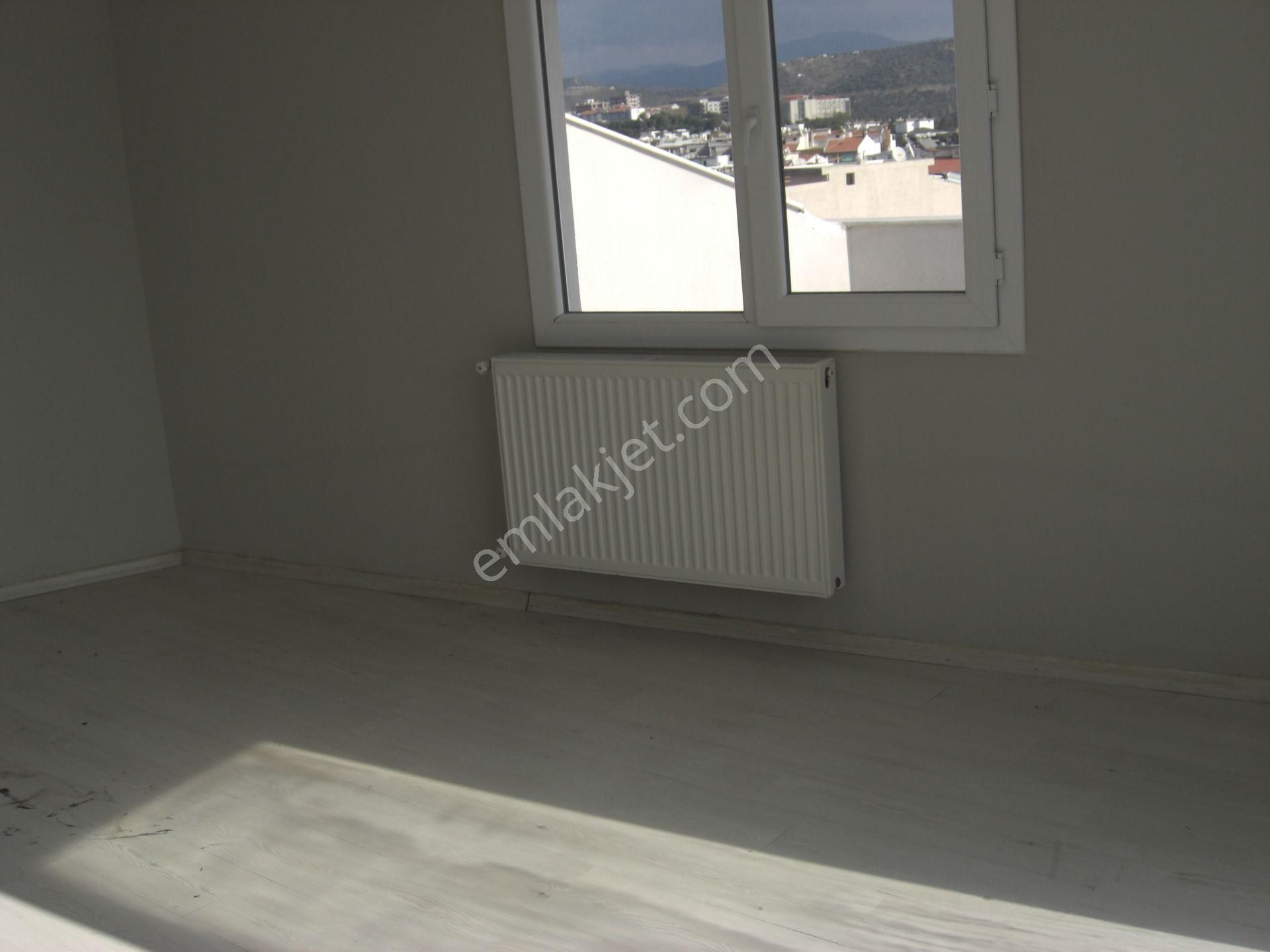 Egeturemlakta Seferihisar Hıdırlıktan Kiralık.3+1. Apartman Dublex - Görsel 8