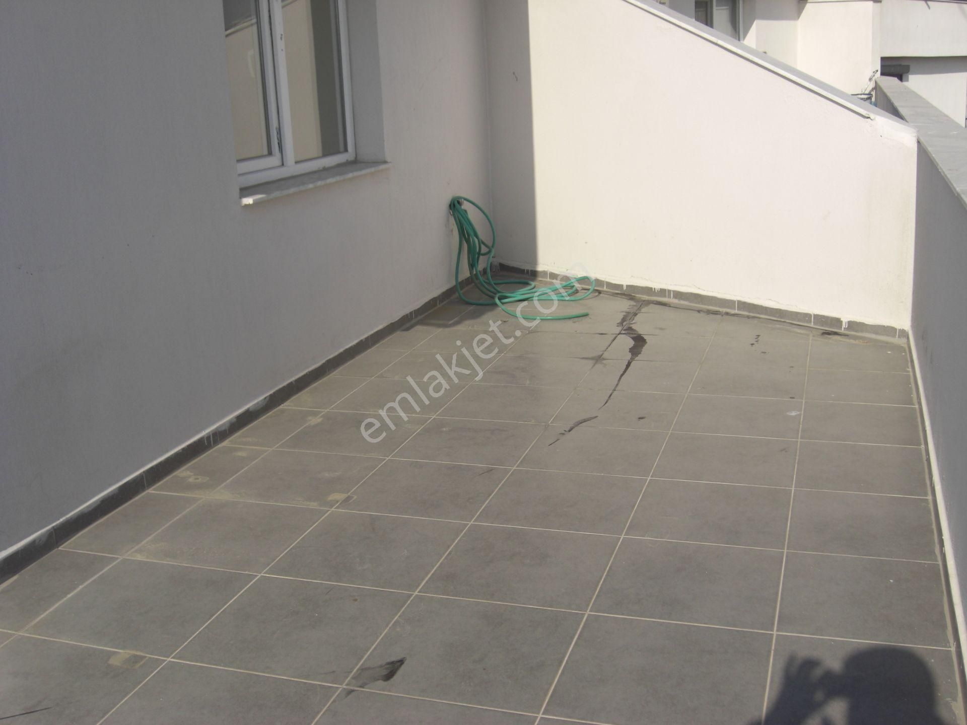Egeturemlakta Seferihisar Hıdırlıktan Kiralık.3+1. Apartman Dublex - Görsel 14