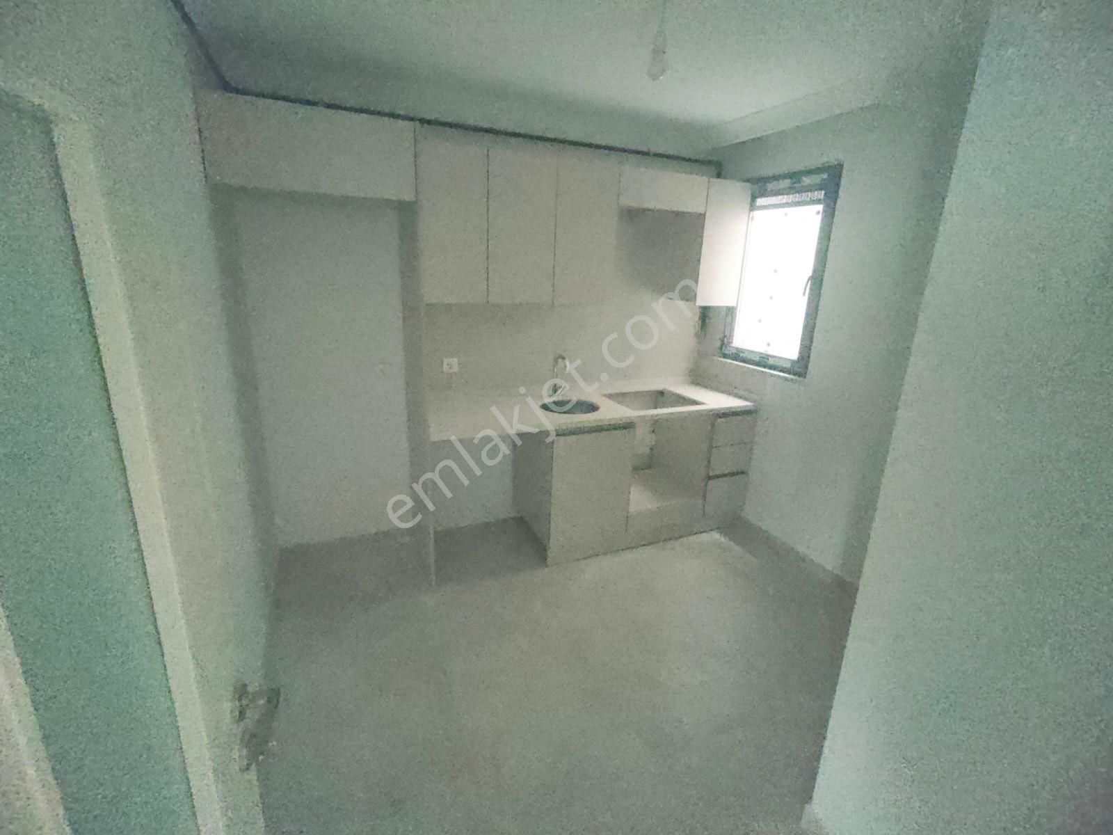 Emlak Dünyasından Altıntepede Satılık 2+1 Arakat Amerikan Mutfak - Görsel 8