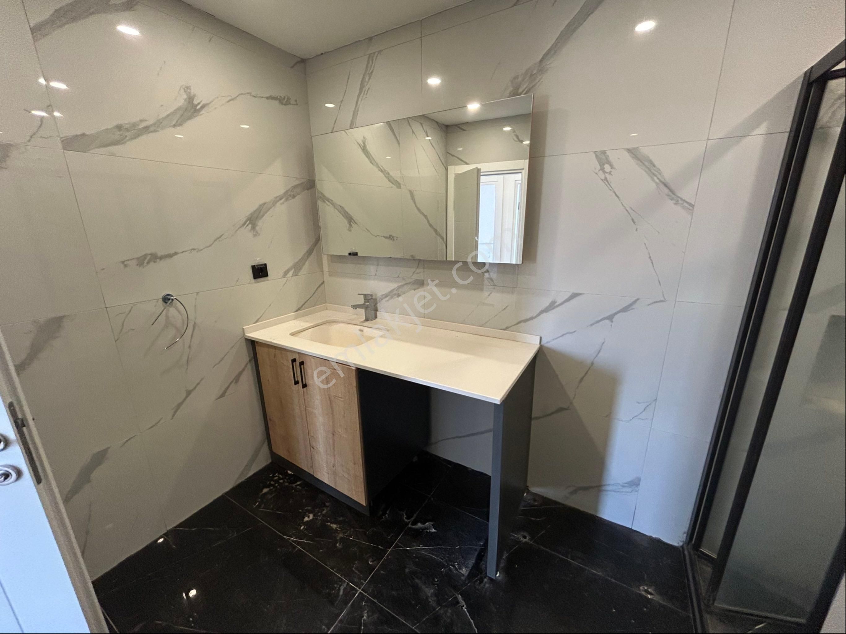 Didim Efelerde Havuzlu Sitede Köşe Villa - Görsel 29