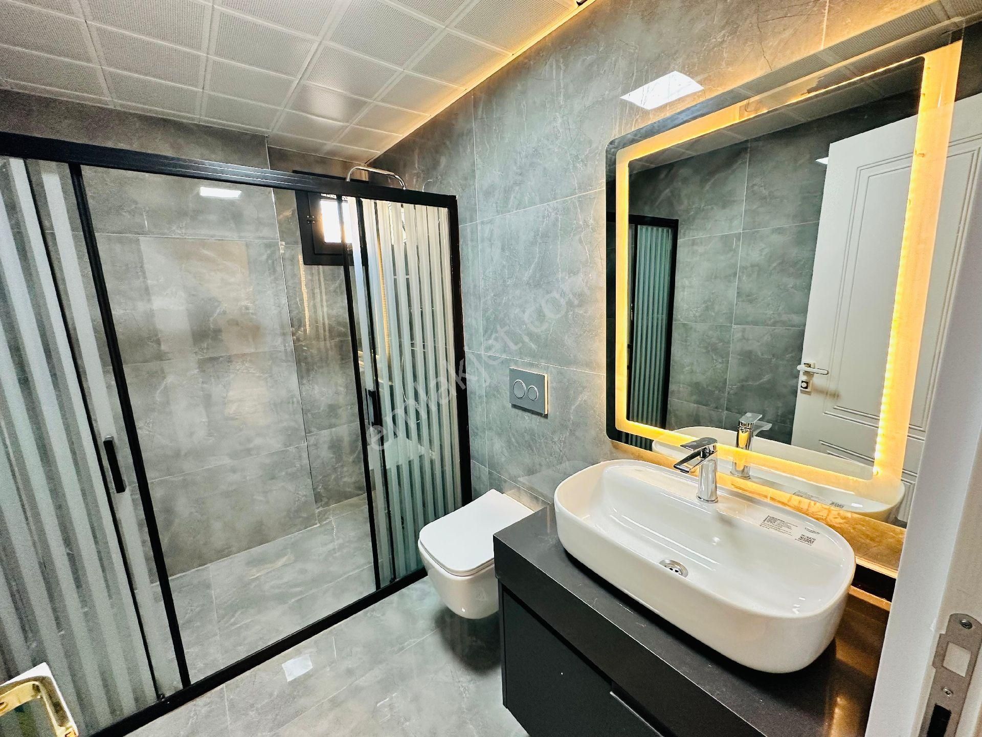 Dinç Emlaktan Satılık Ultra Lüks 1+1 Eşyalı Daire Eski Avm Konumlu - Görsel 12