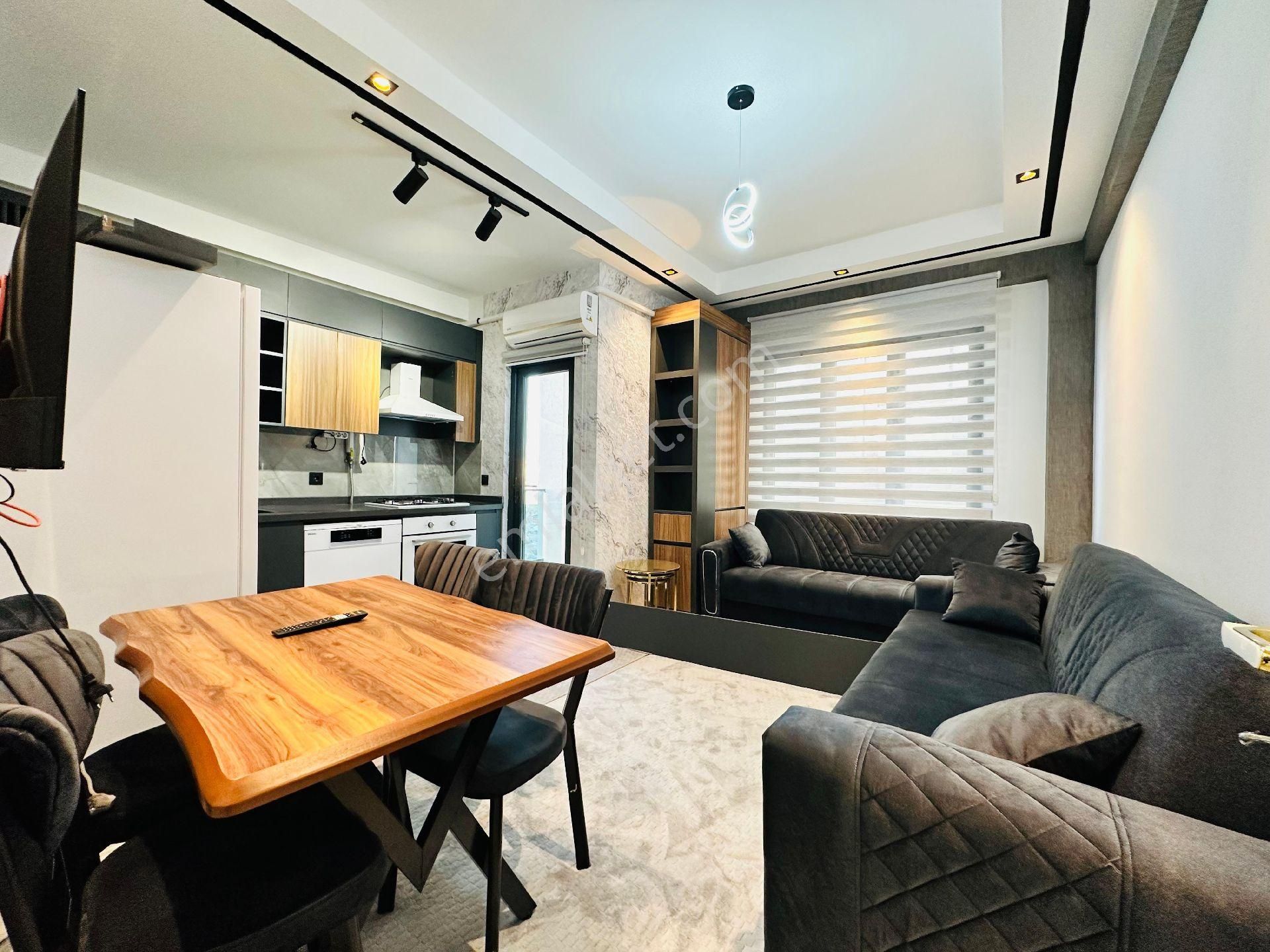 Dinç Emlaktan Satılık Ultra Lüks 1+1 Eşyalı Daire Eski Avm Konumlu