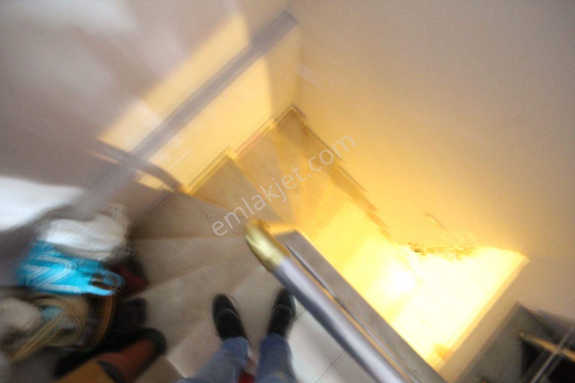 Old City'den B.evler Devlet Hast. Karşısı Hareketli Yerde Yenibina İki Katlı 75m2 Satılık Kiracılı - Görsel 12