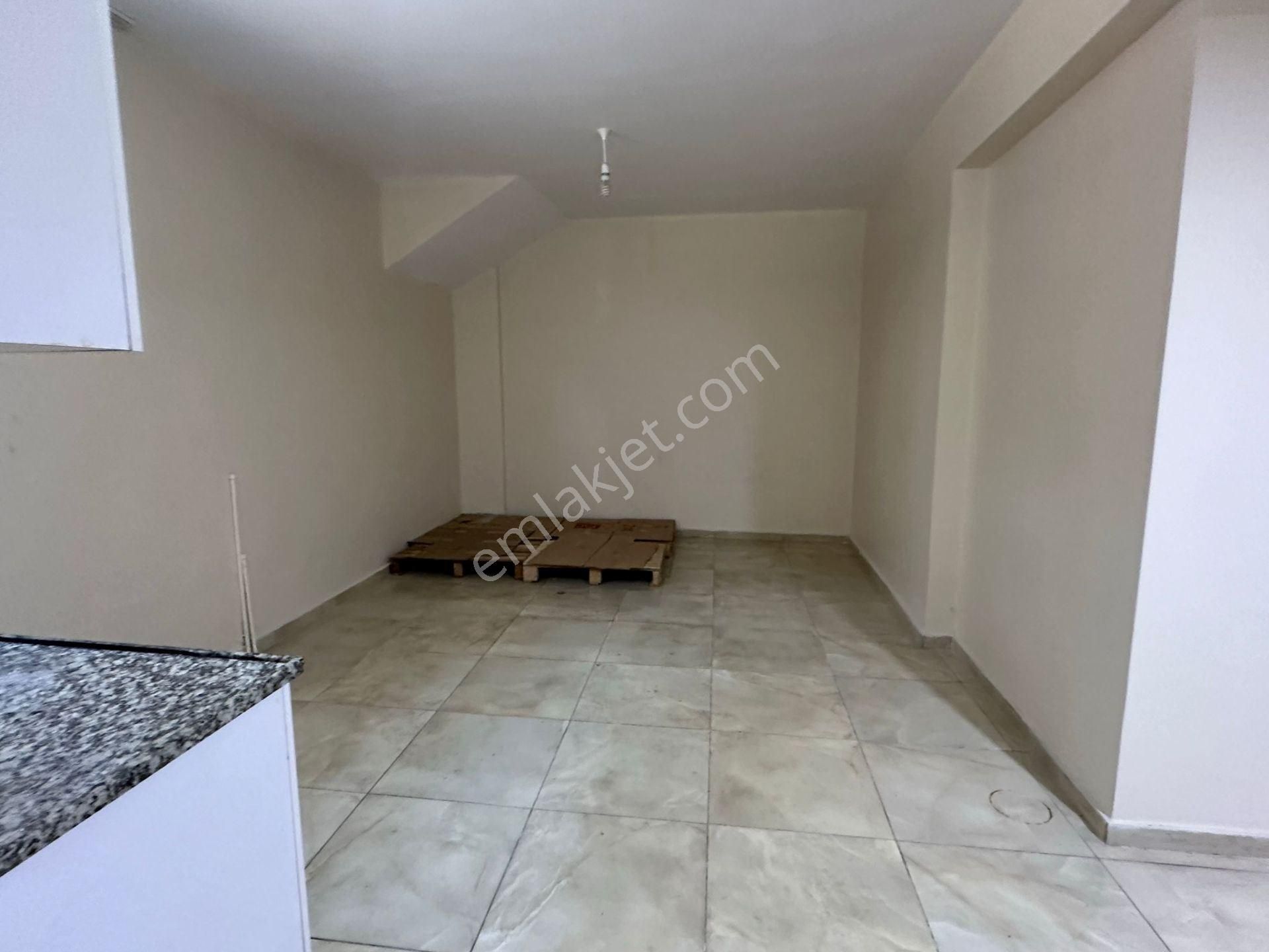 Bağcılar Güneşli Satılık Depolu Dükkan İş Yeri İşlek Sokakta - Görsel 10