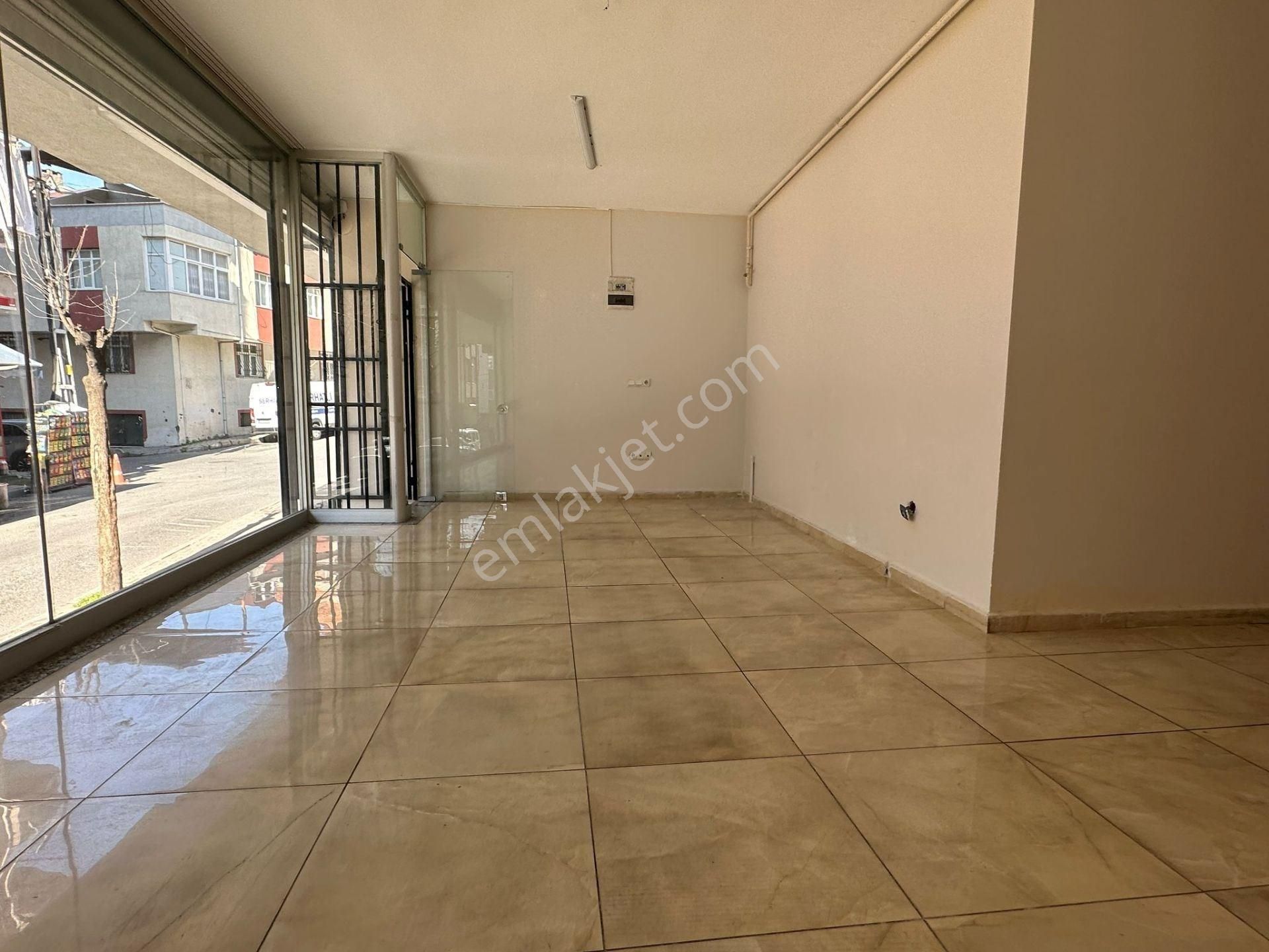 Bağcılar Güneşli Satılık Depolu Dükkan İş Yeri İşlek Sokakta - Görsel 16