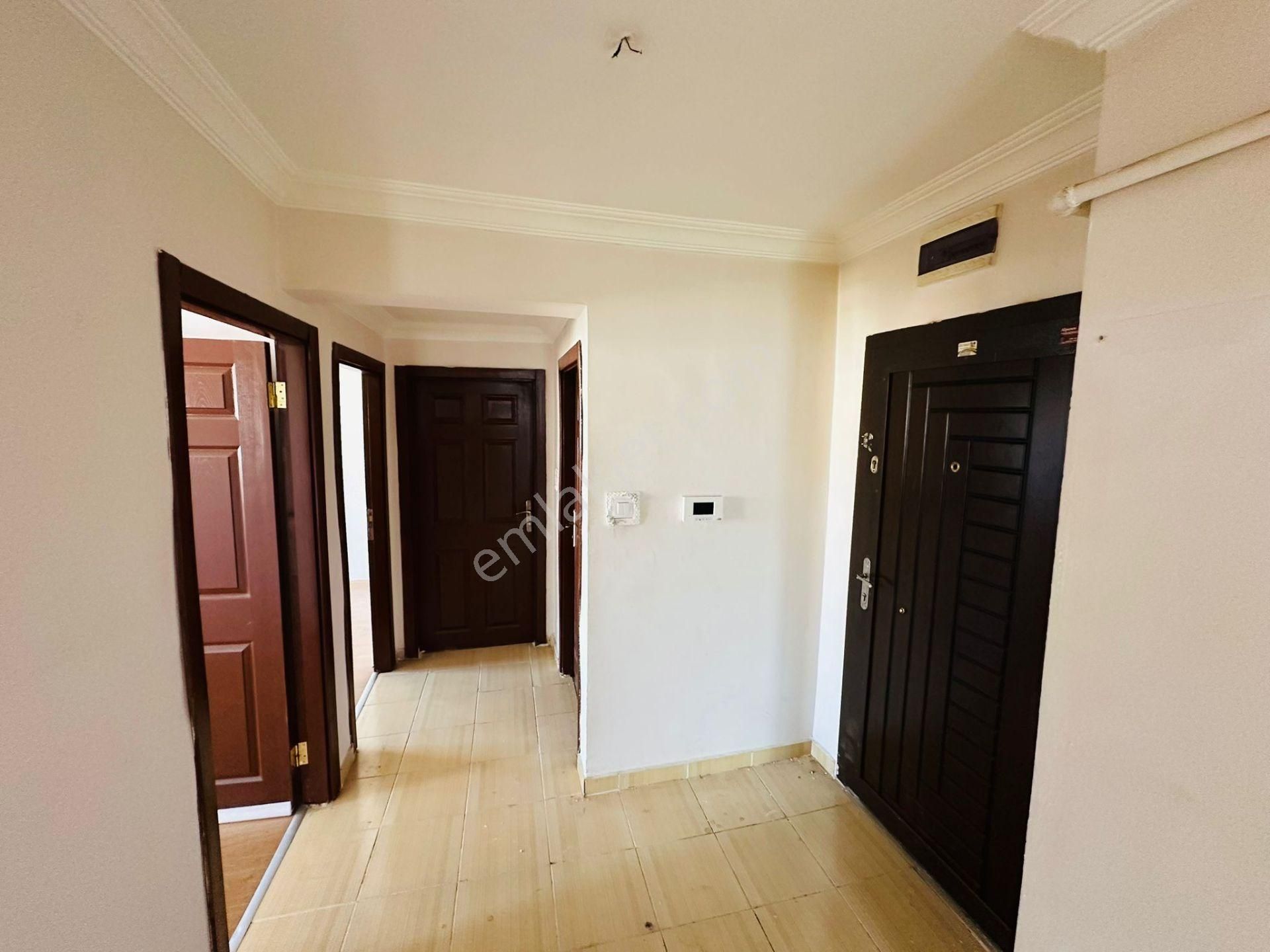 Karapürçek'te Salı Pazarı Yakını 3+1 2.katta Satılık Daire !! - Görsel 18