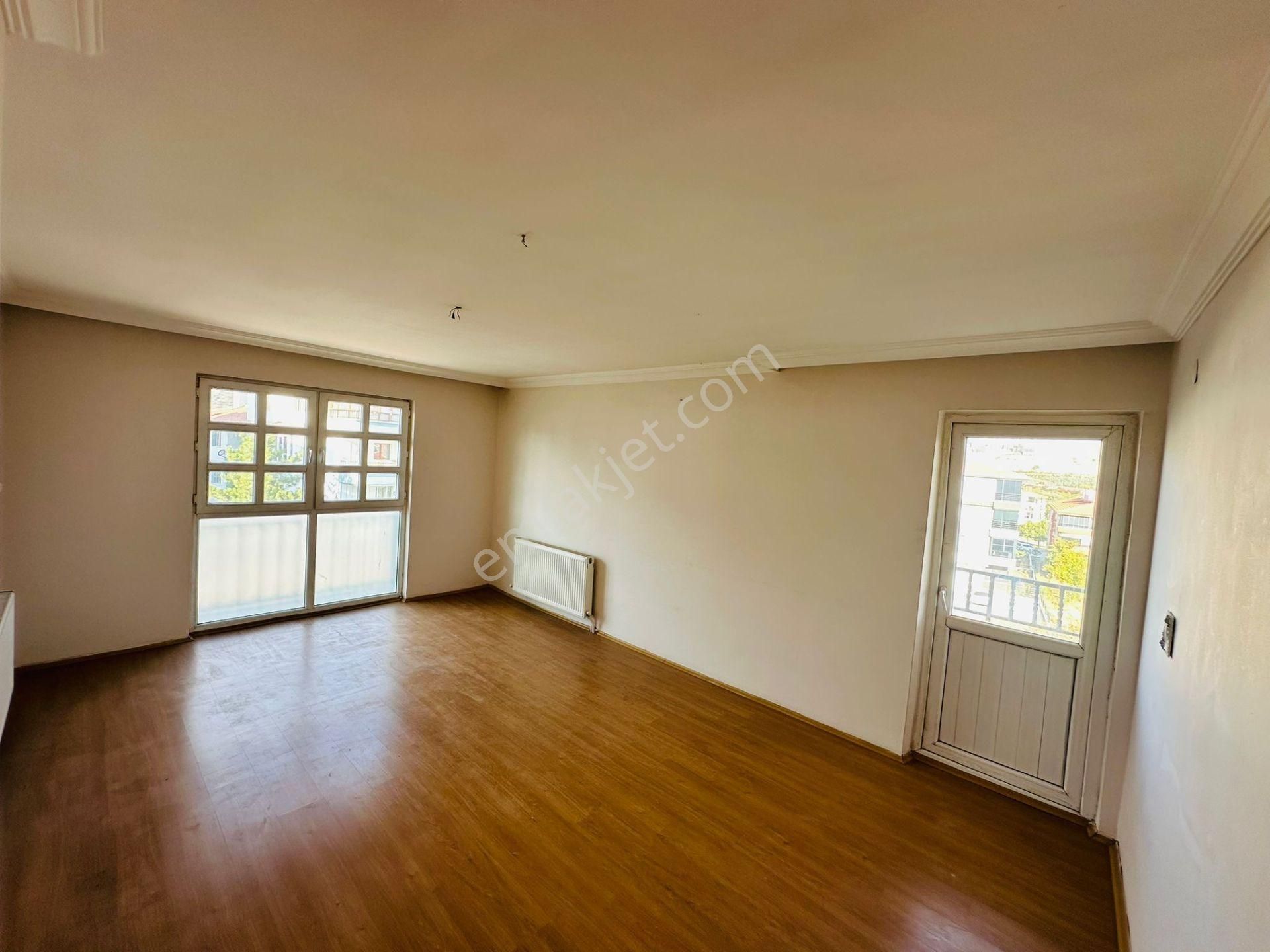 Karapürçek'te Salı Pazarı Yakını 3+1 2.katta Satılık Daire !! - Görsel 5