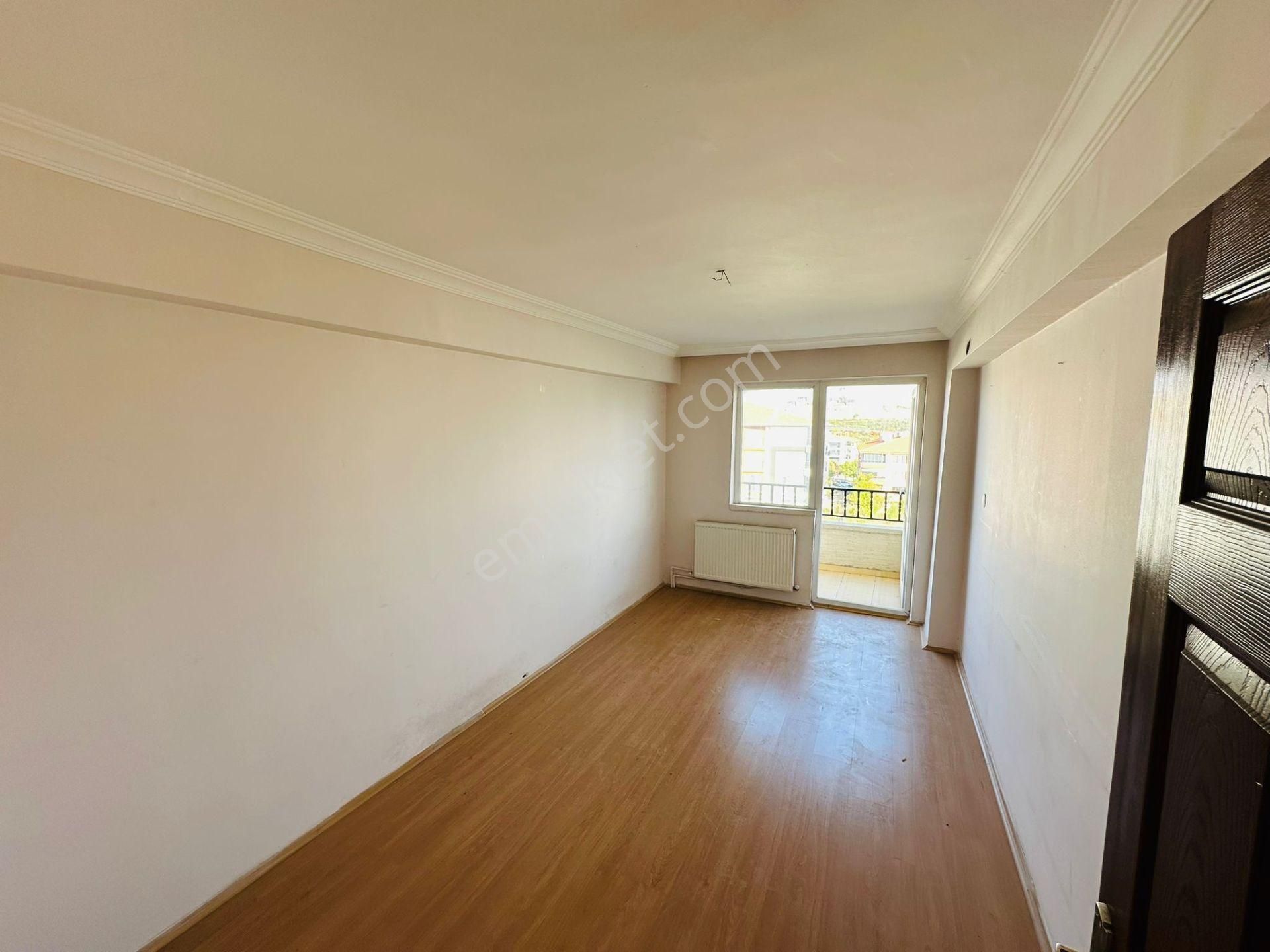 Karapürçek'te Salı Pazarı Yakını 3+1 2.katta Satılık Daire !! - Görsel 8