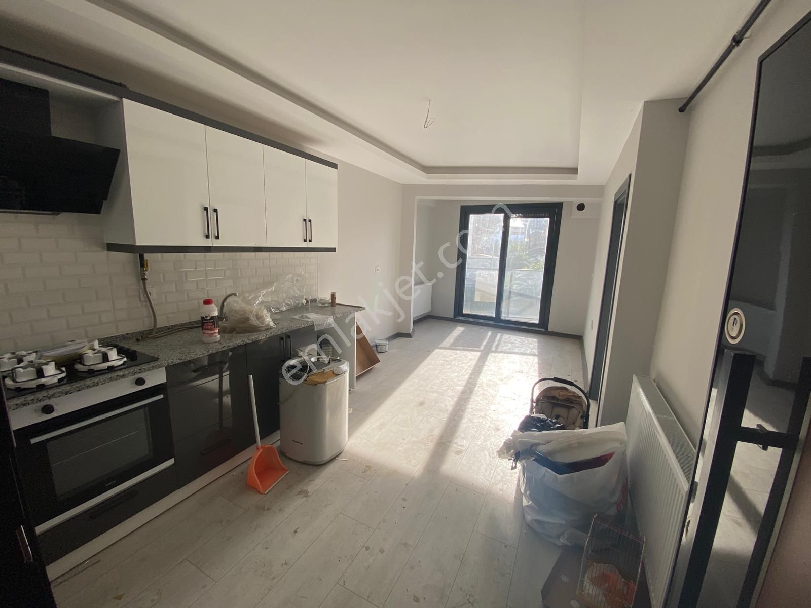 Acill Buca Dicle Mah.de Işıklıpark Yakını 1+1 55m2 Dgazlı Ankastreli Satılık Daire