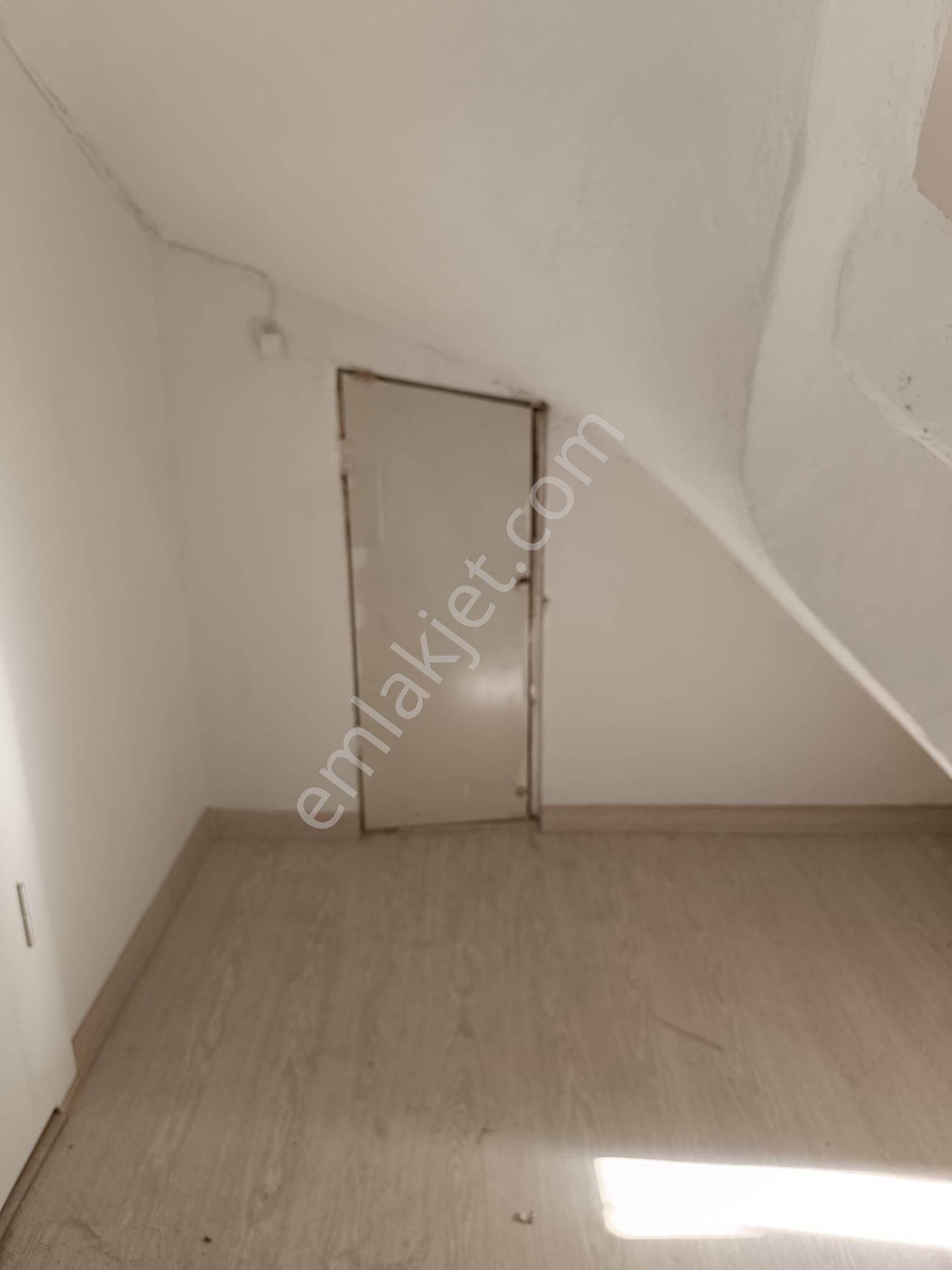 Mareşal Çakmak Mh Cadde Üzerinde 3+1 Yüksek Girişte Ters Dublex Daire - Görsel 14