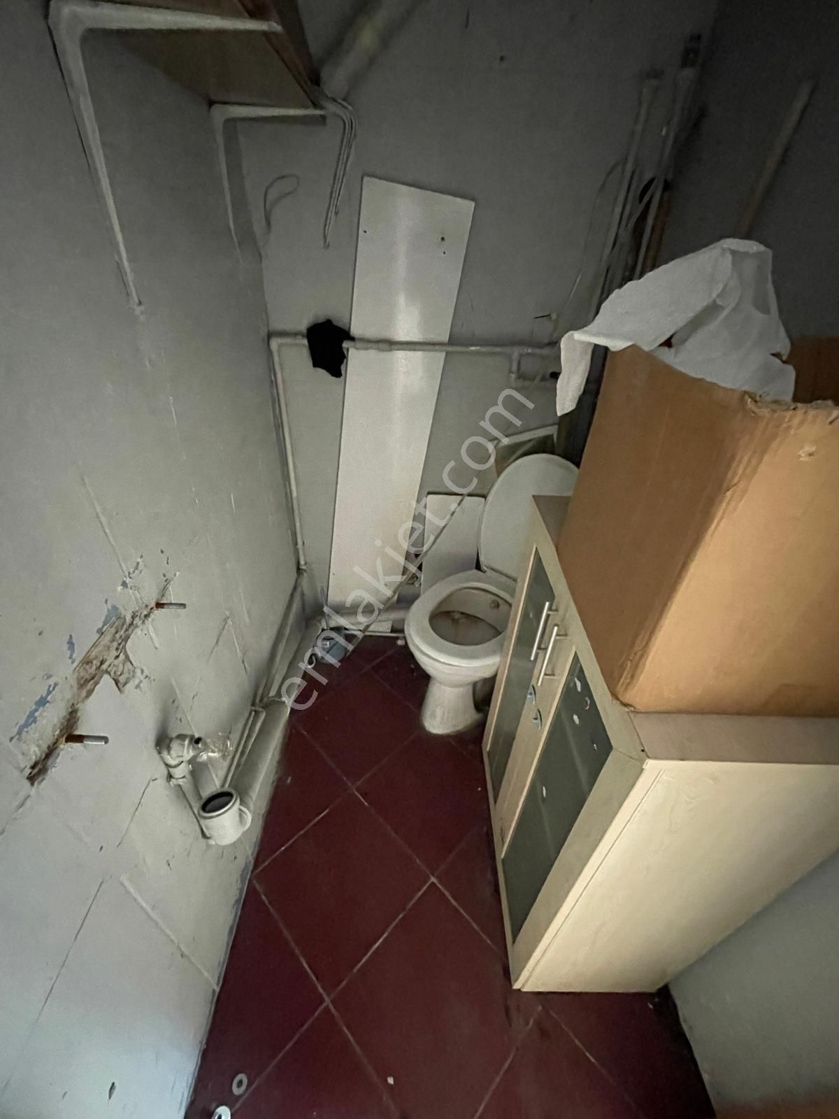 S.evler Merkezde Metro Metrobüse 3dk.15m2 Dukkan - Görsel 4