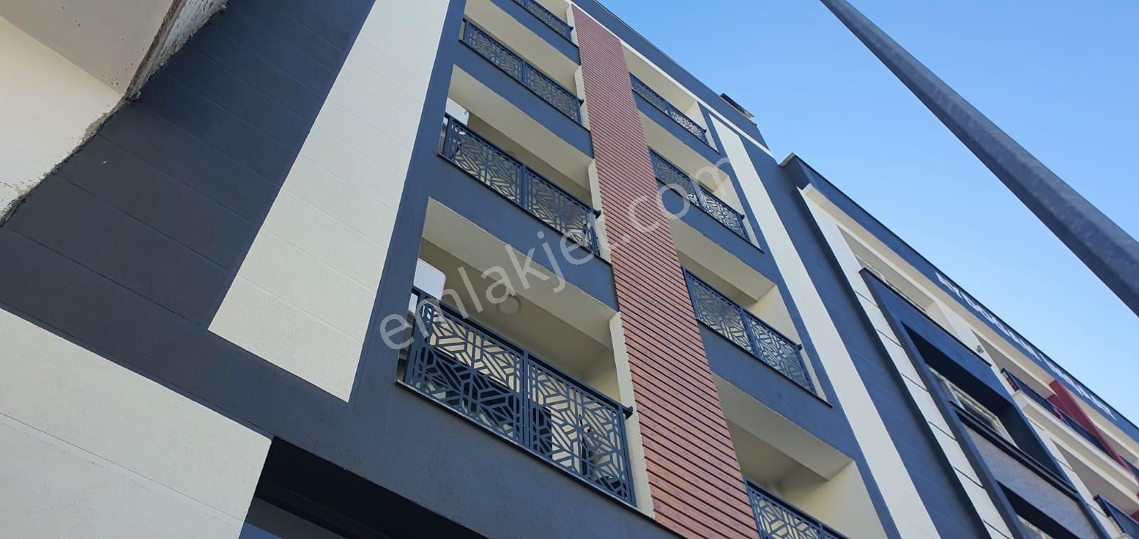 Şehir Merkezi'nde Satılık 3+1 Ofis - Görsel 19